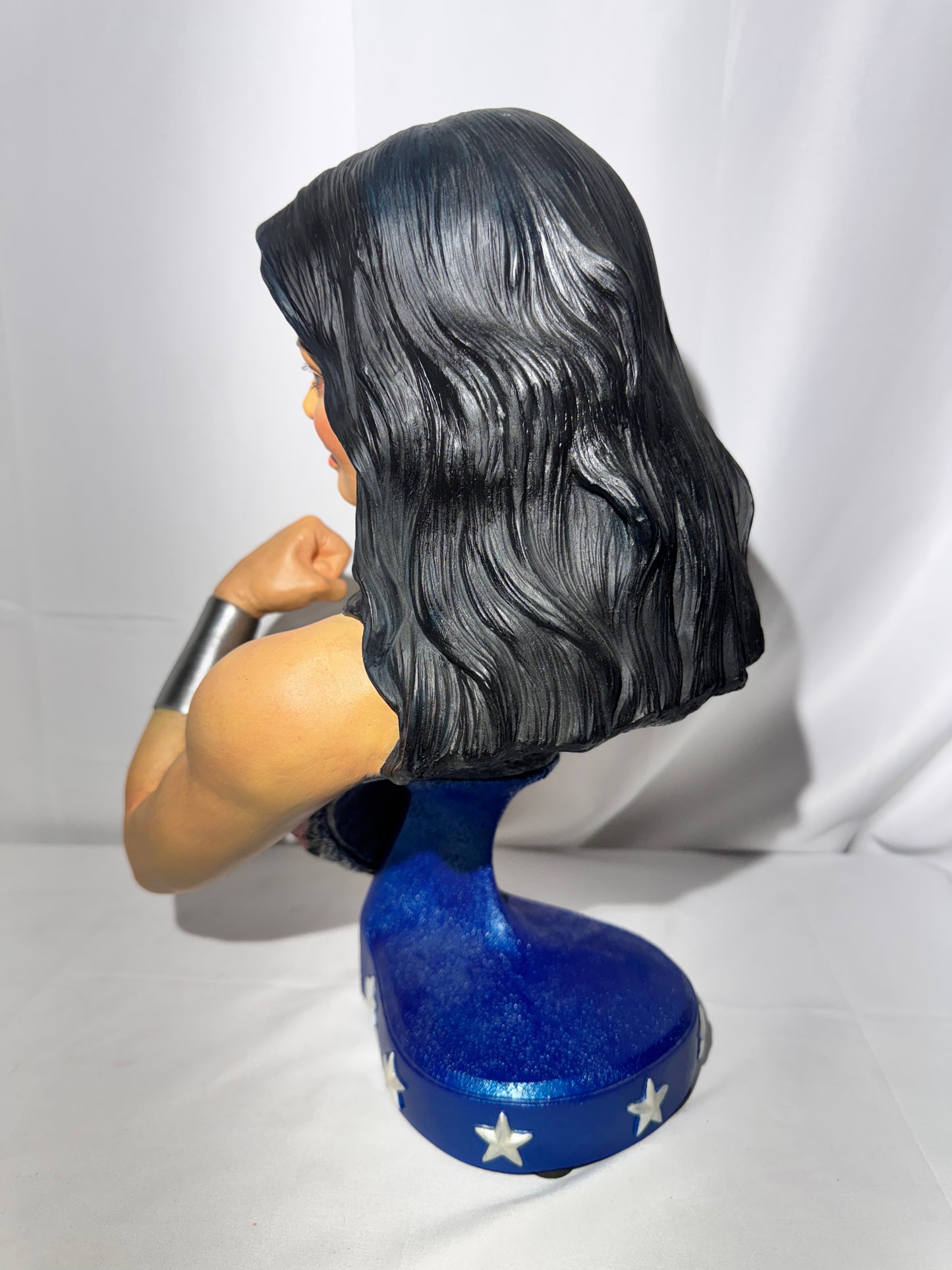 Wonder Woman- Alex Ross Inspired Wonder Woman Bust – 1:2 Scale – Limited Edition #3 of 25