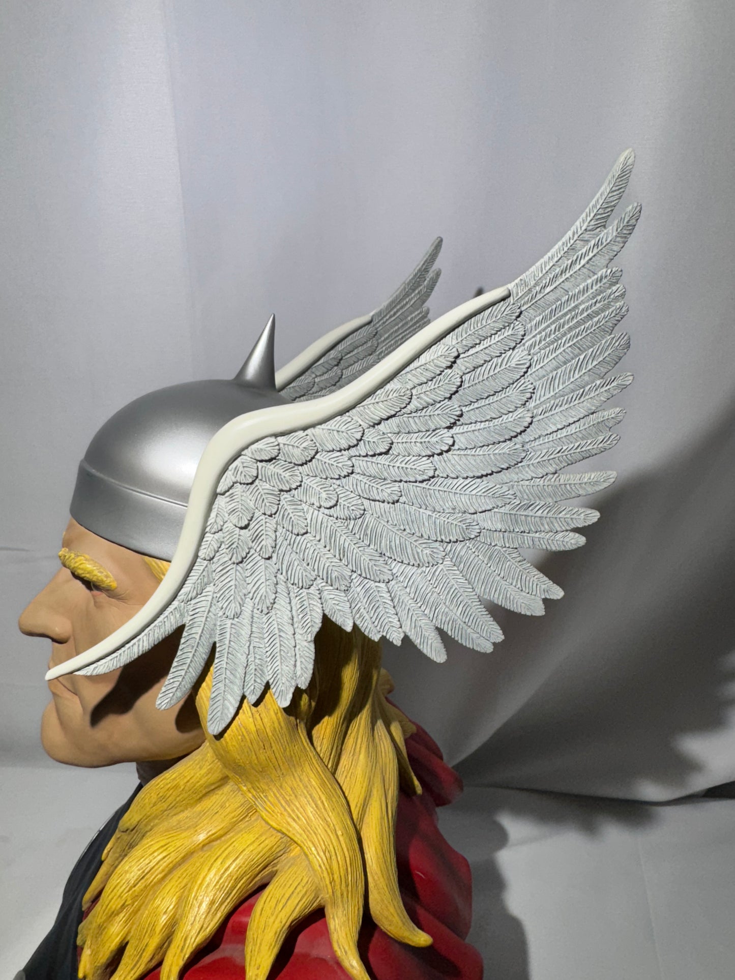 Thor - Legendary Scale Bust - Sideshow- Marvel-#153/500
