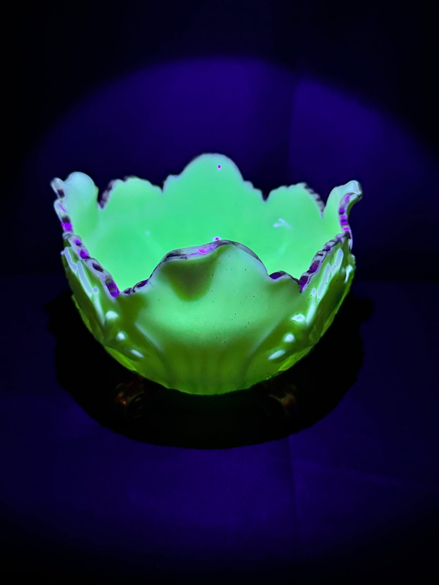 Antique Northwood Louis XV Custard Glass Master Berry Bowl – Uranium, 1898