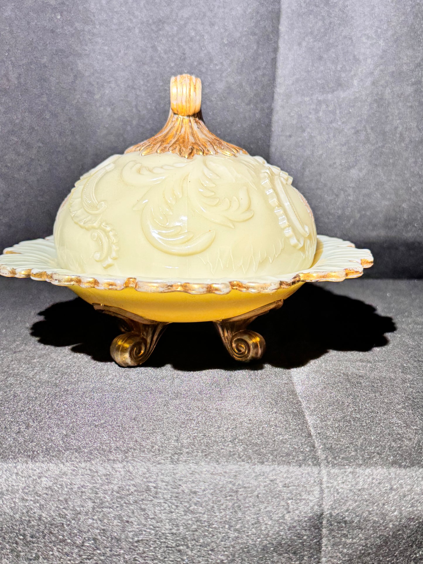 Antique Northwood Louis XV Custard Glass Covered Butter Dish – Uranium, 1898