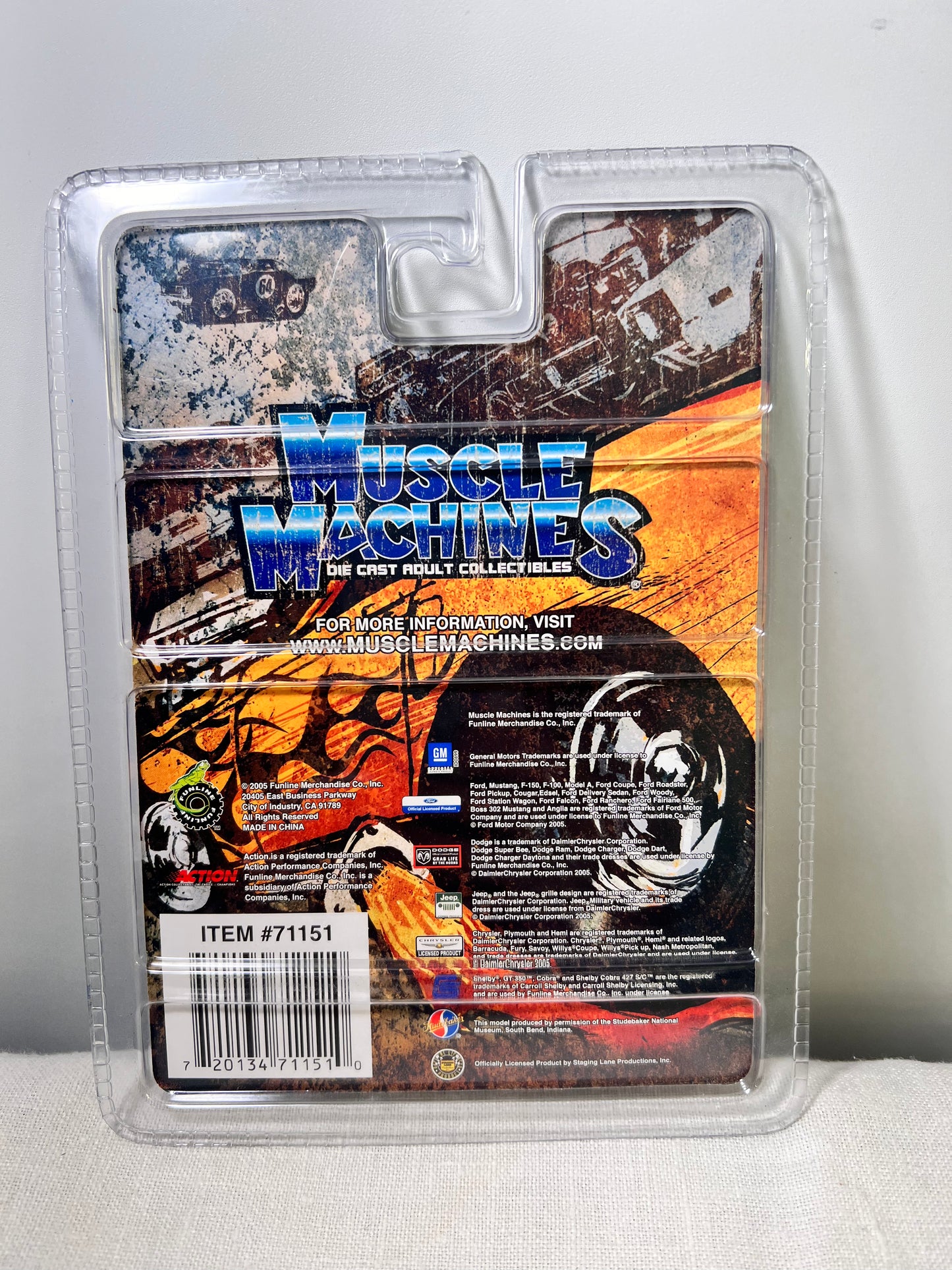 Muscle machines- ‘53 Studebaker- 05-20 -Item number 71151 diecast 1:64 scale