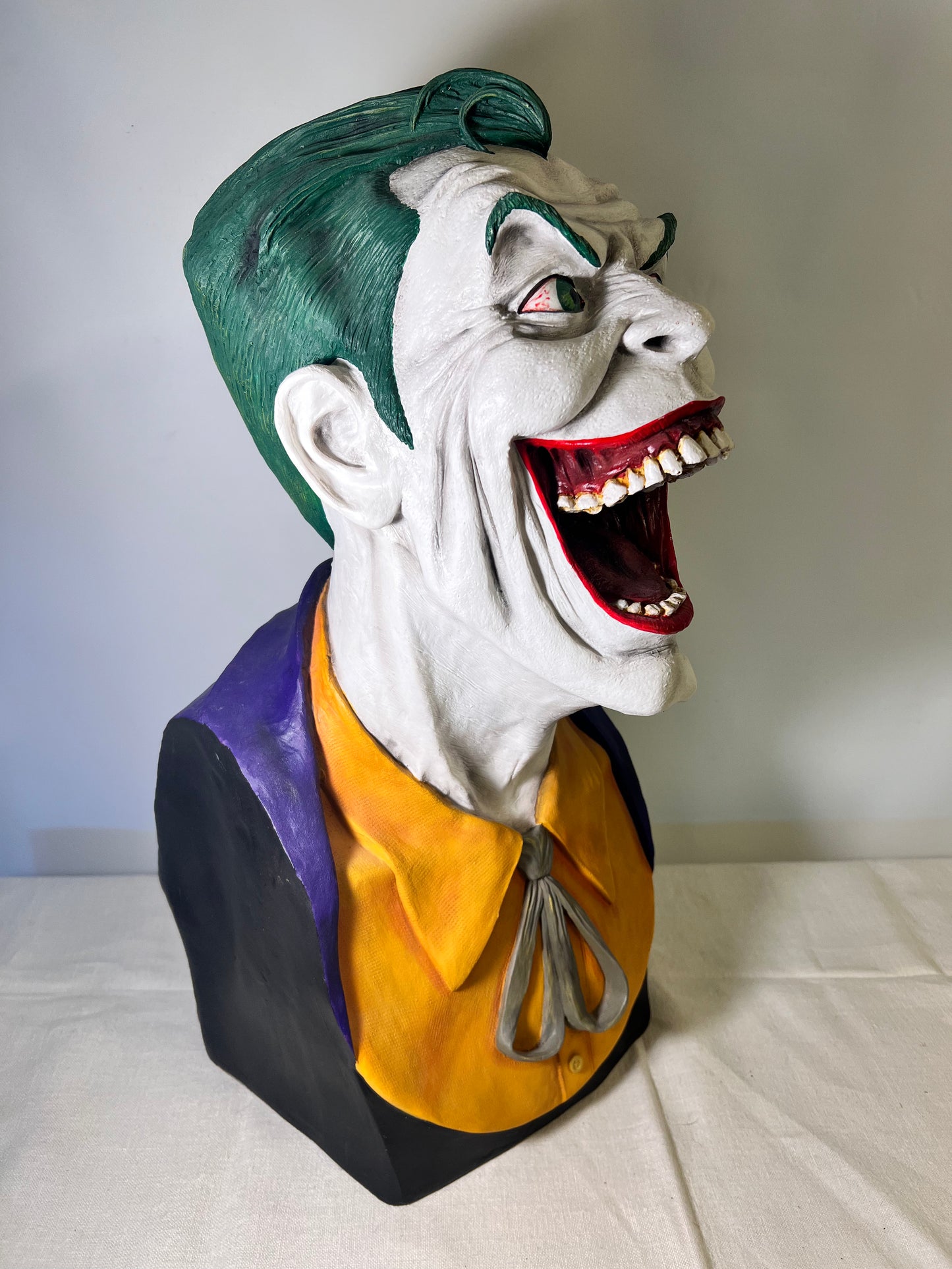 The Joker - 17” Bust-N. sims-2002 -Batman- Villain- DC Comics - Collectibles