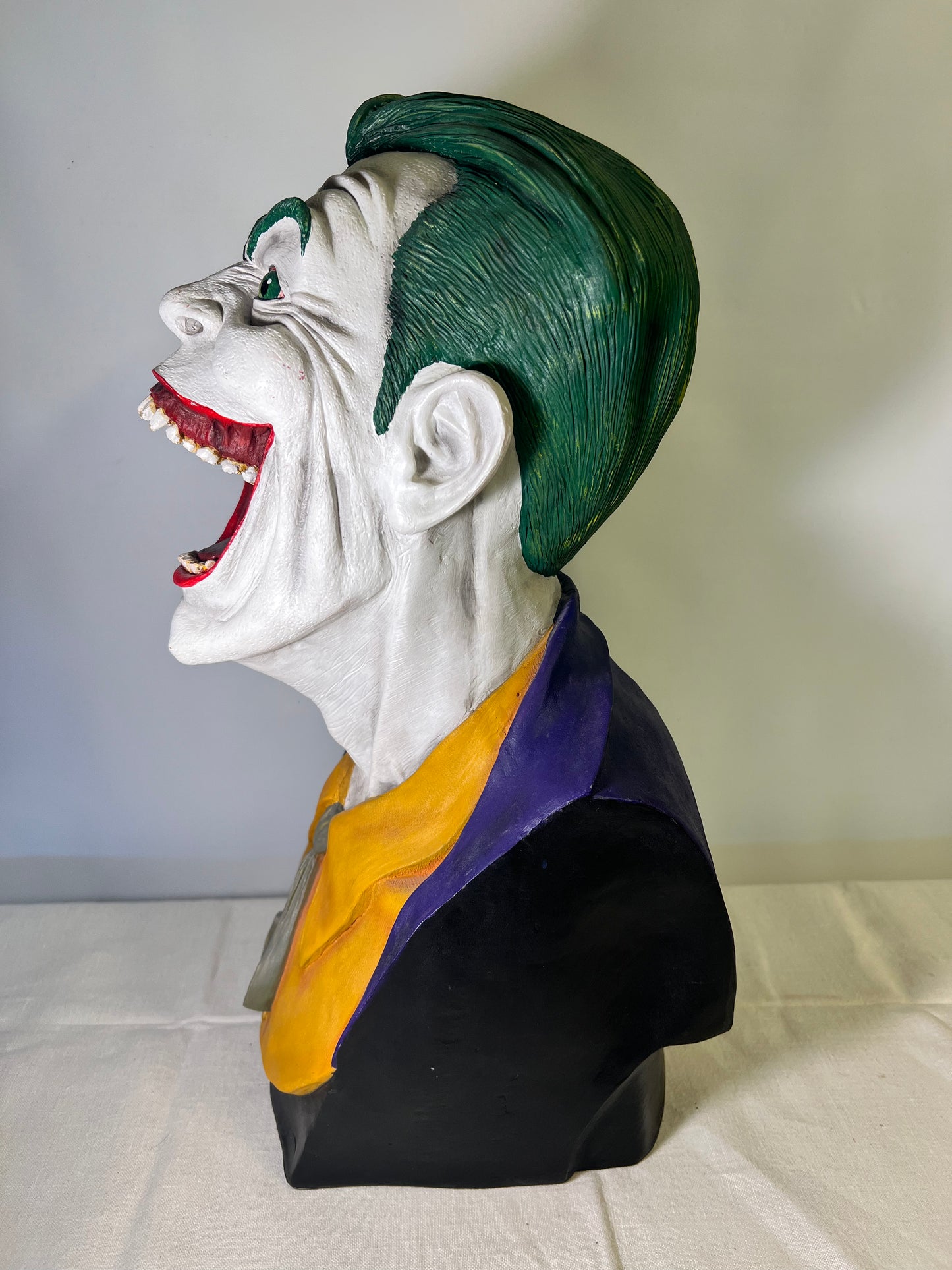The Joker - 17” Bust-N. sims-2002 -Batman- Villain- DC Comics - Collectibles