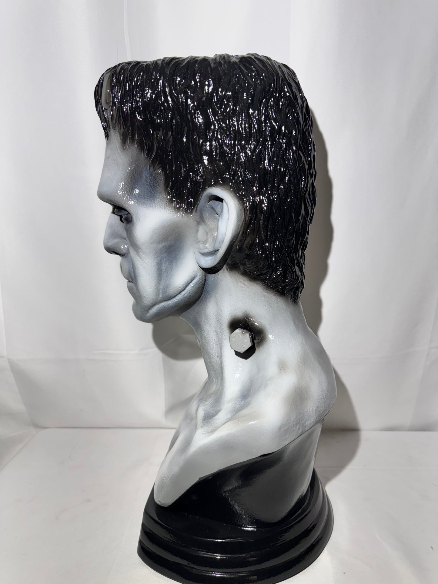 Vintage Frankenstein Bust – 18” Tall – Plastic Resin – Gray & Black – Classic Horror Decor