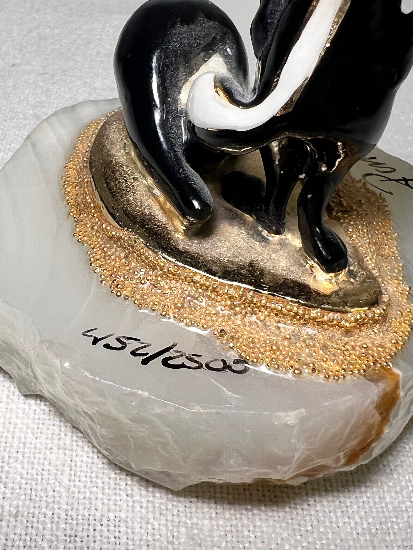 Ron Lee- Penelope- 4” statue- signed numbered 452\2500-1999-Looney Tunes-Warner Brothers-Stone base 