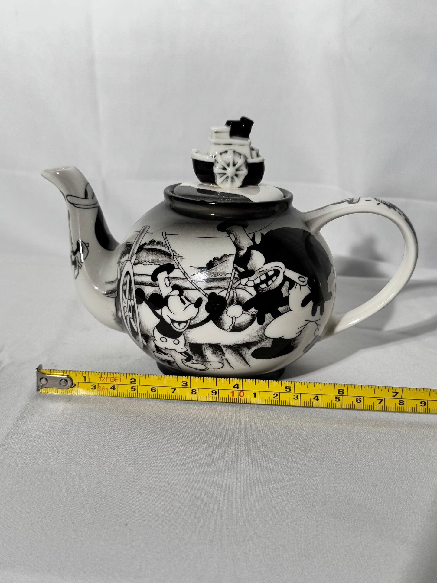 Mickey Mouse- Teapot- Steam Boat Willie- Cardew Design - Disney Showcase Collection- Black and white-