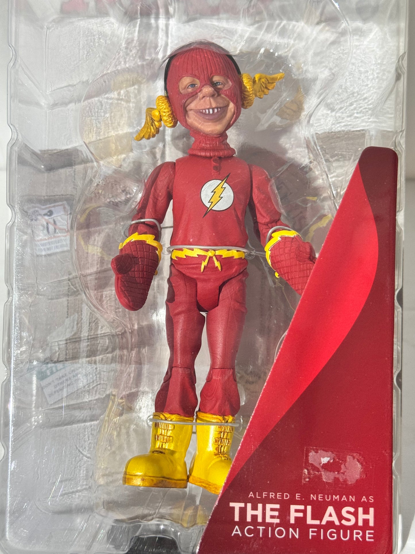 Alfred E. Neuman as The Flash – DC Collectibles “Just Us League of Stupid Heroes” – Action Figure