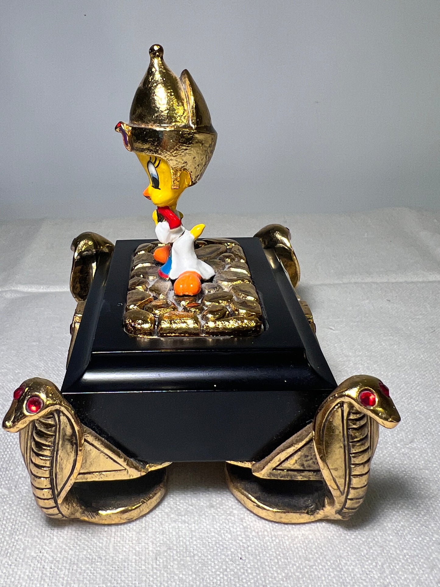 Ron Lee- Tweety Bird - 1994 - 4” statue - Egyptian Pharaoh- signed and numbered 122\500- Looney tunes-Warner Brothers
