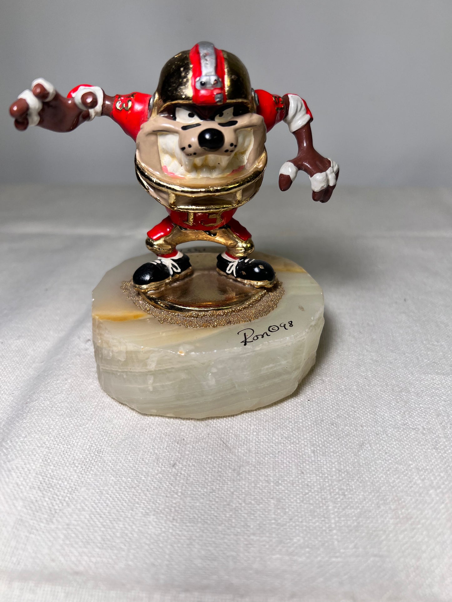 Ron Lee - Taz- Football #13- signed and numbered 145\750 -1998-4 1/2”statue-Looney Tunes – Warner Brothers – Stone base-red and gold jersey