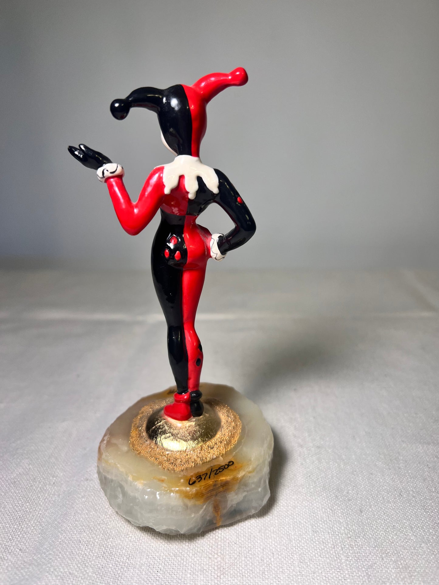 Ron Lee - Harley Quinn- 5” statue- signed and numbered 637\2500- 1999- stone base- Batman- villains