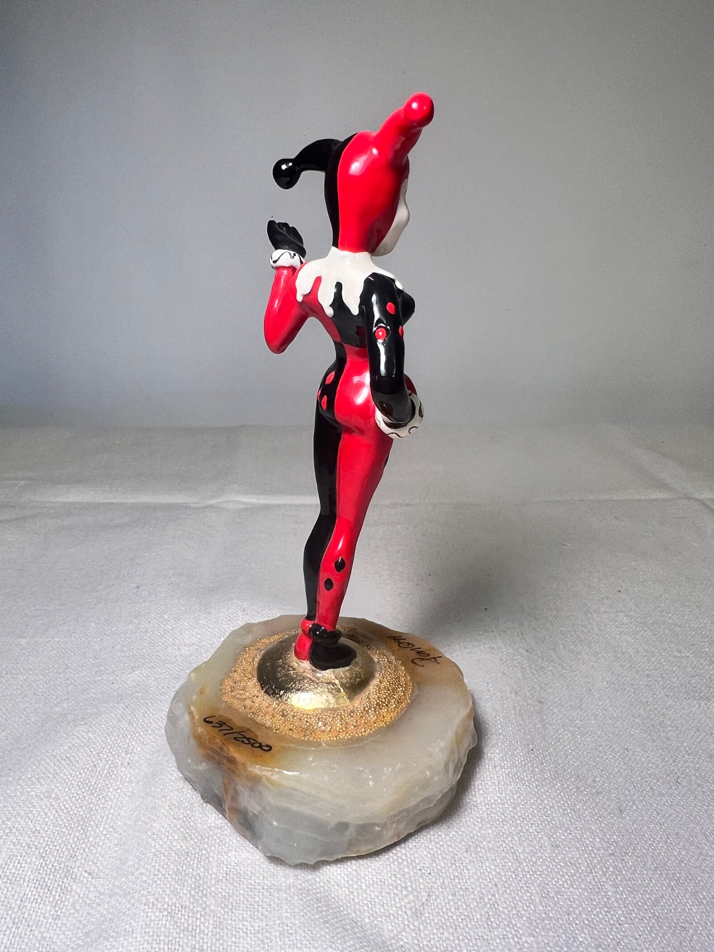 Ron Lee - Harley Quinn- 5” statue- signed and numbered 637\2500- 1999- stone base- Batman- villains