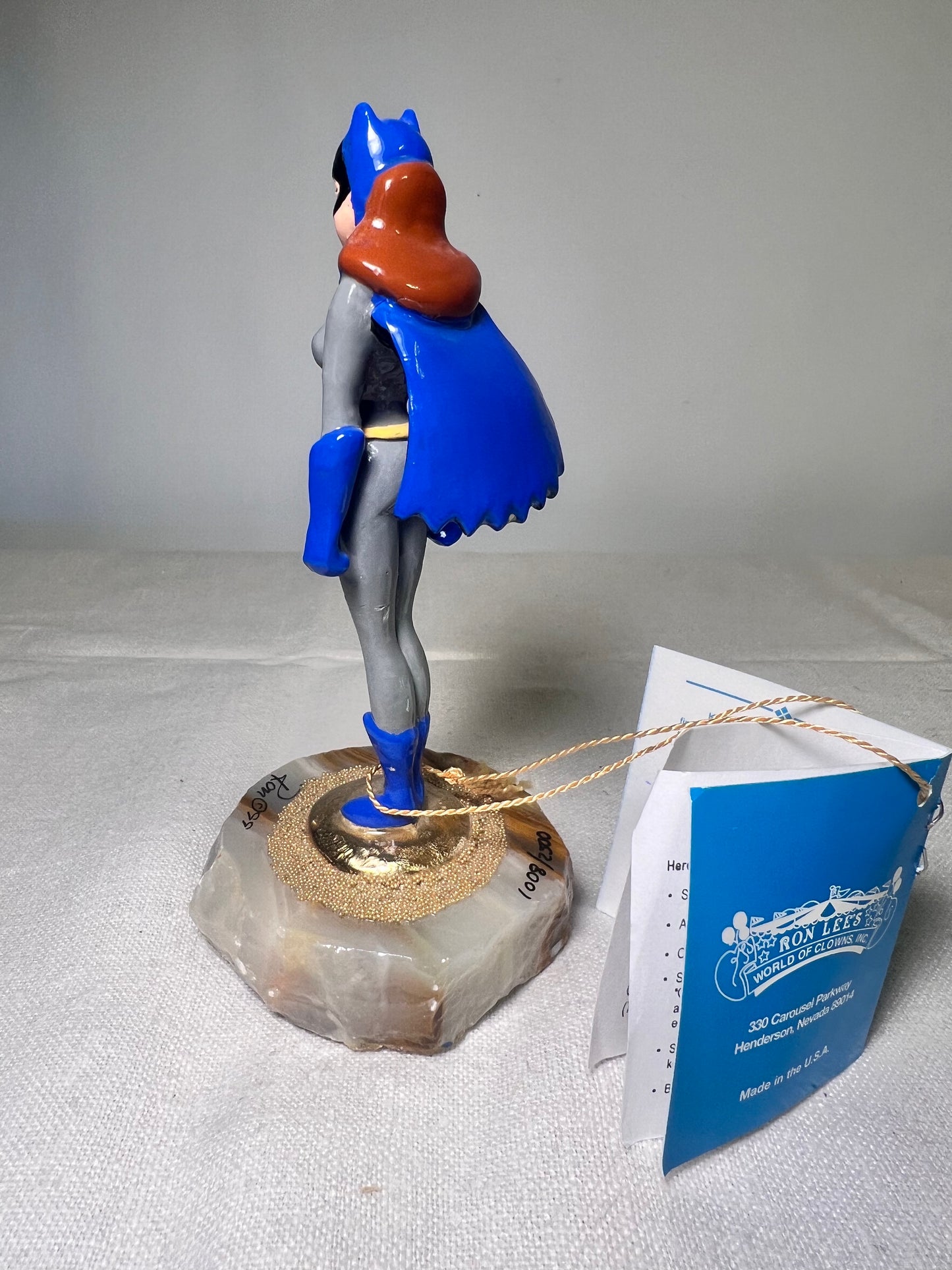 Ron Lee - Bat Girl - 5” Statue- find a numbered 1008/2500–1999 – Warner Brothers -Batman – collectible – stone base-1999