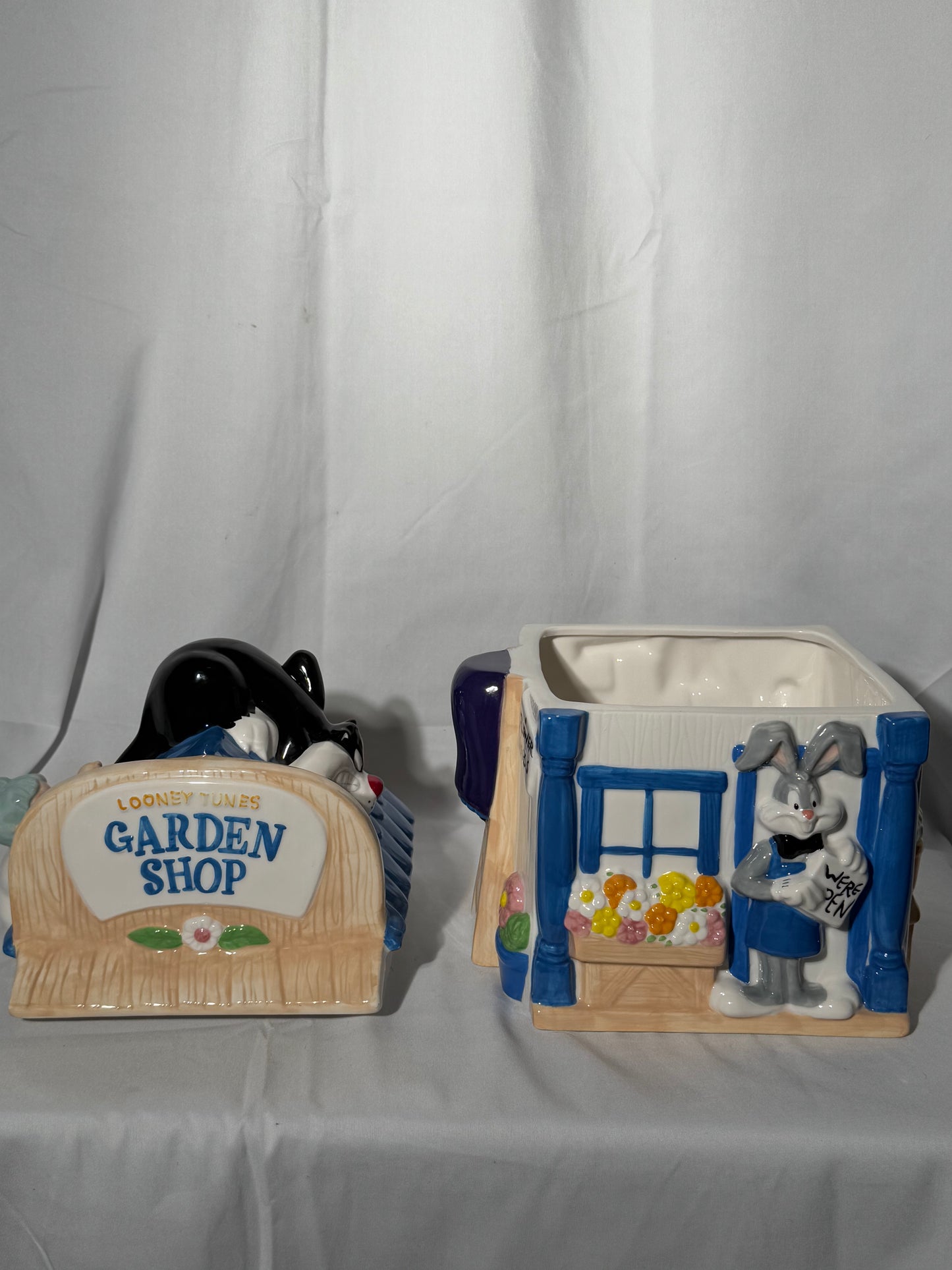 Tweety & Sylvester Garden Shop - Garden Cookie Jar - Hand Painted- Warner Brothers- Looney Tunes