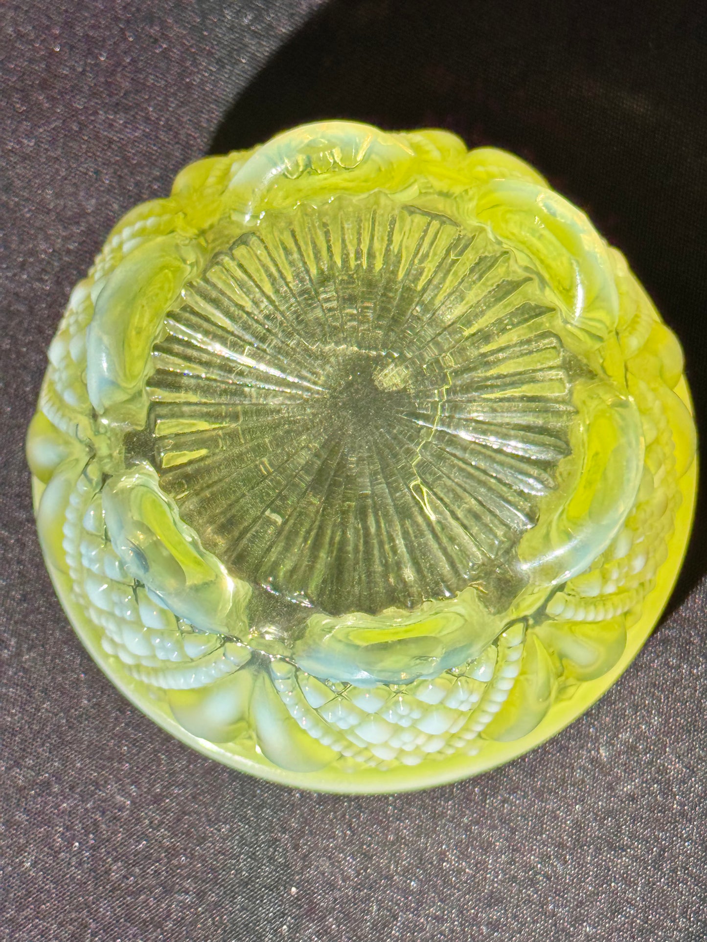 Uranium Davidson William and Mary Salt Cellar - EAPG
