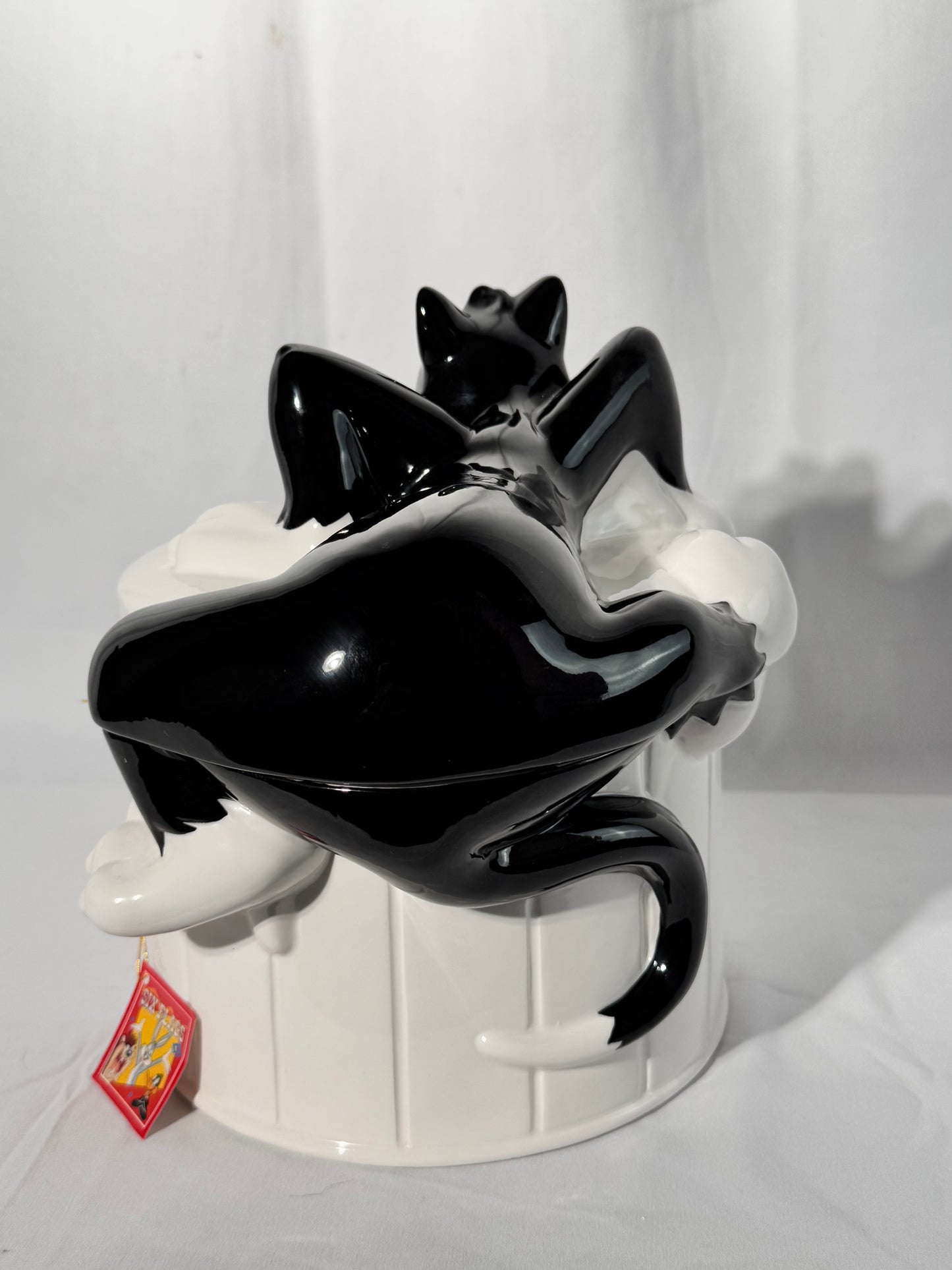 Sylvester- Cookie Jar - Six Flags - looney Tunes-Warner Brothers