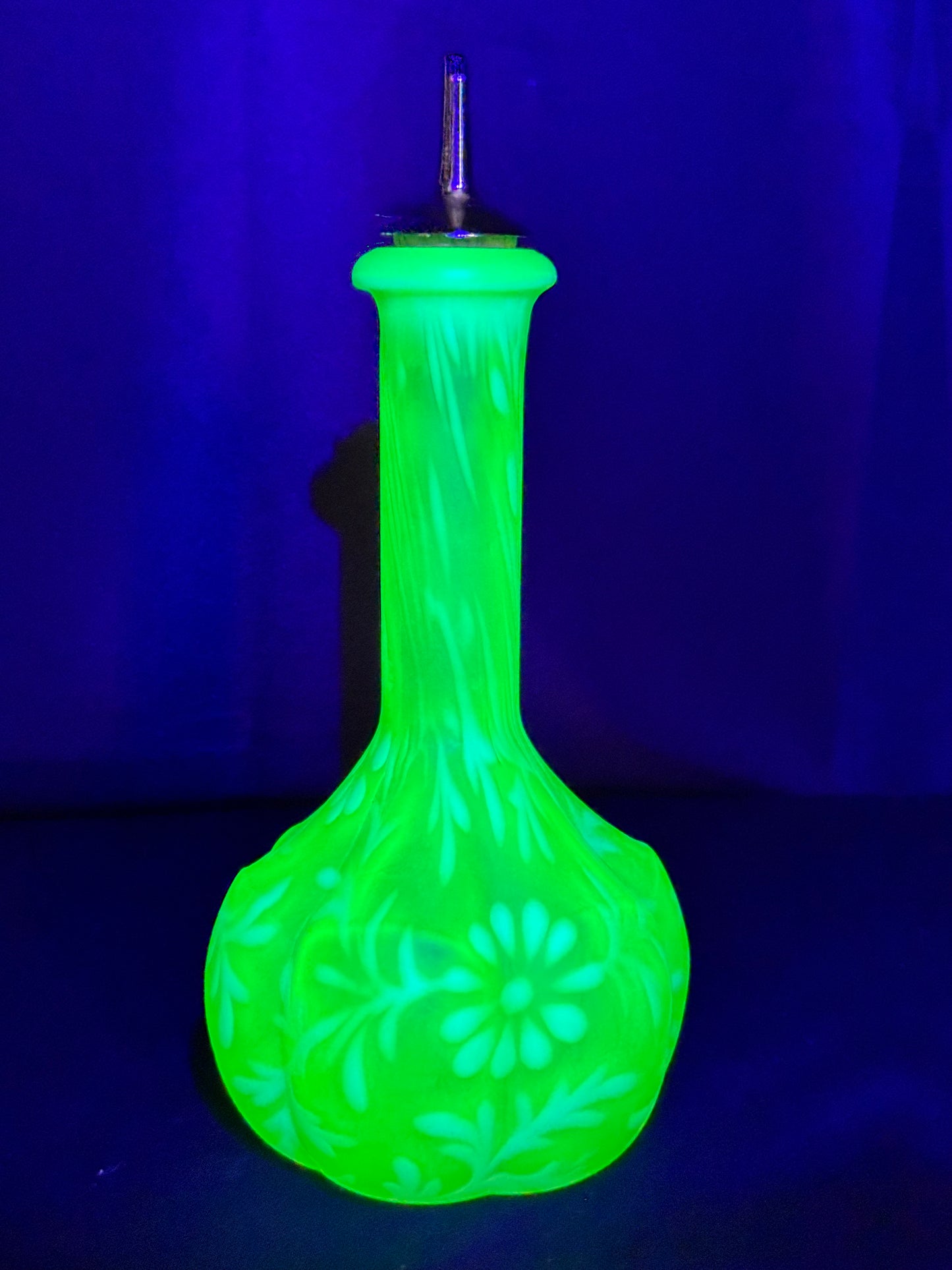 Uranium Fenton Glass Barber Bottle with Topper – Daisy & Fern Pattern – EAPG – 8 1/2”