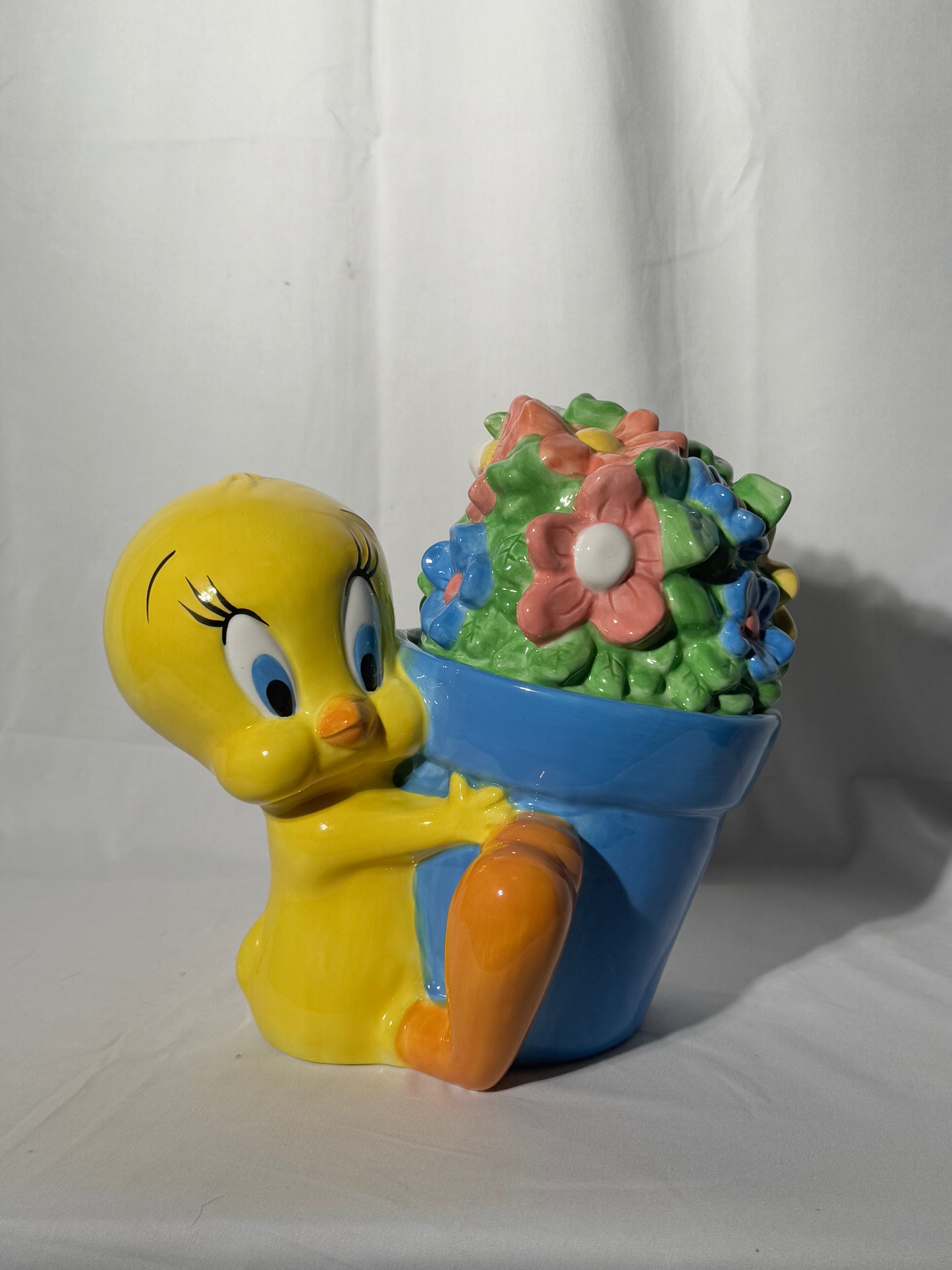 Tweety Bird- Home Tweet Home - Cookie Jar -Warner Brothers- Looney Tunes-1998