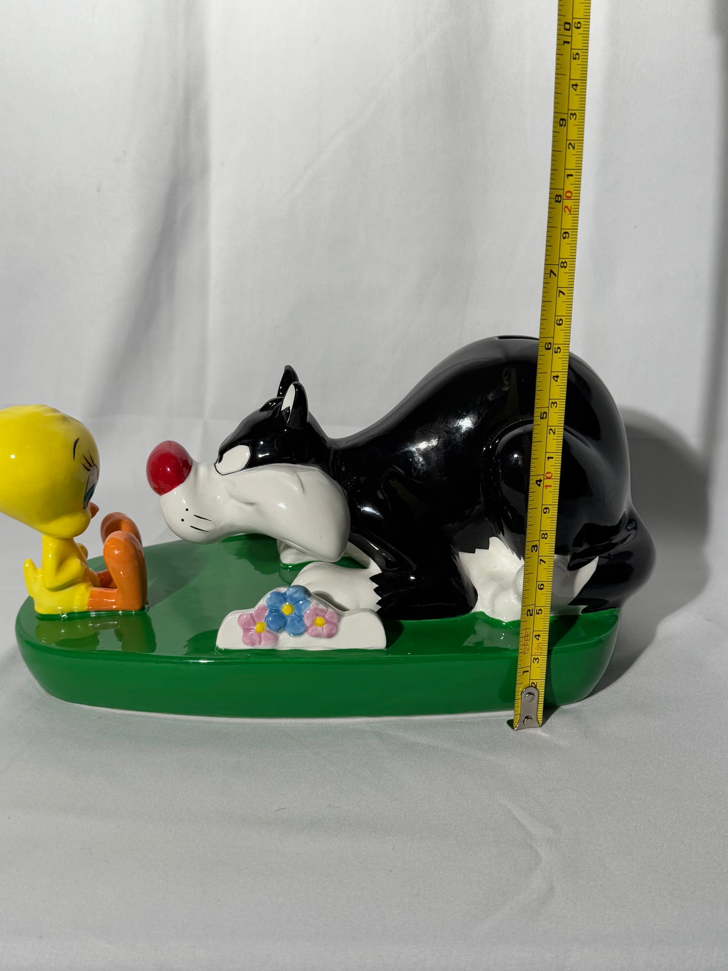 Sylvester and Tweety bird Ceramic Bank with stopper and original Box - Warner Brothers- Looney Tunes