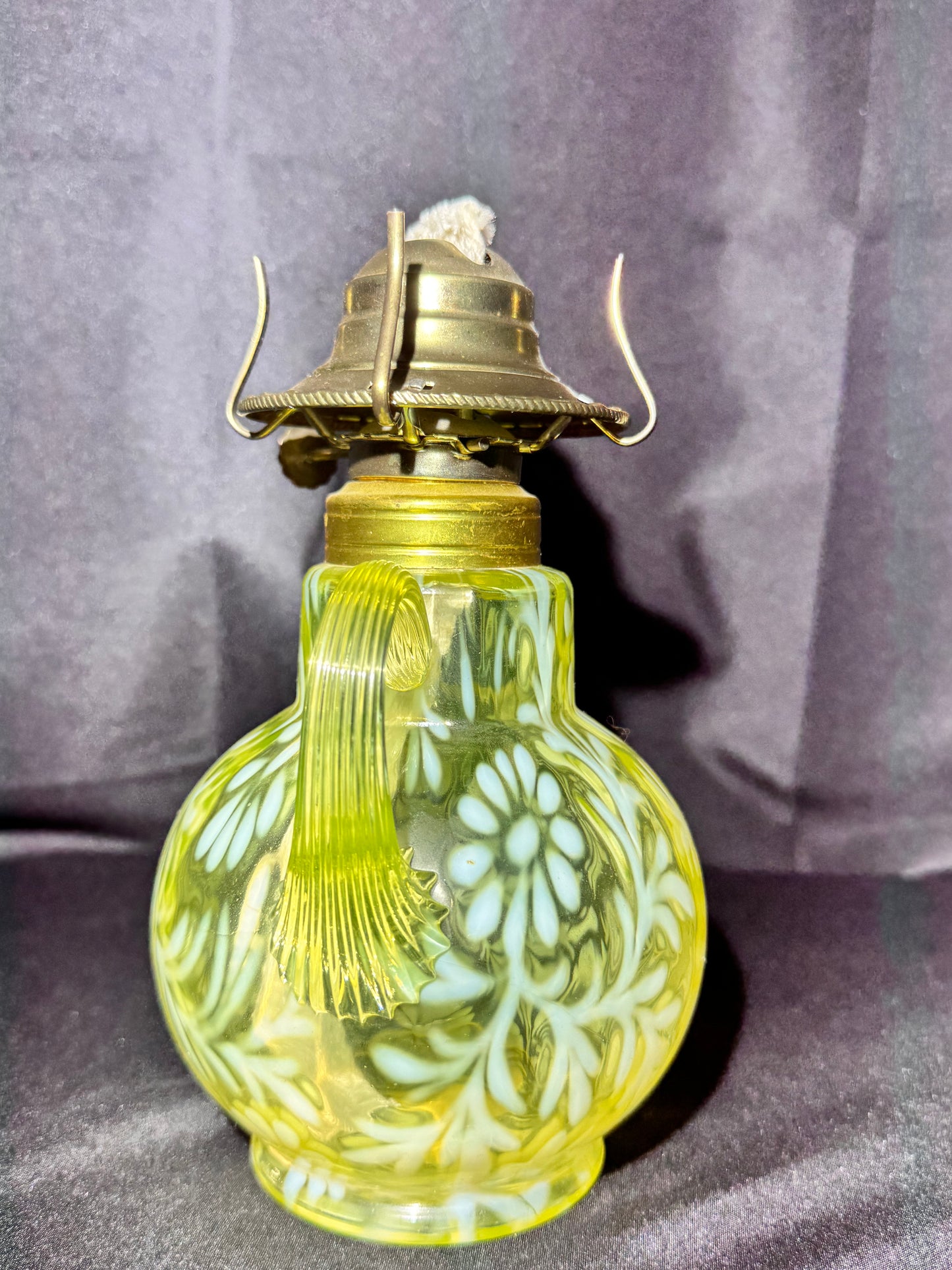 Uranium Oil Lamp – Daisy & Fern Pattern – Opalescent – Early American LG Wright