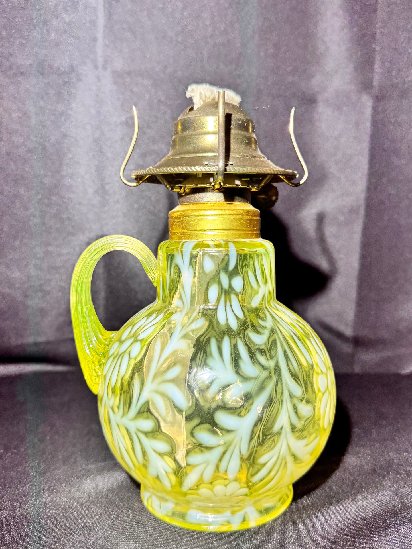 Uranium Oil Lamp – Daisy & Fern Pattern – Opalescent – Early American LG Wright