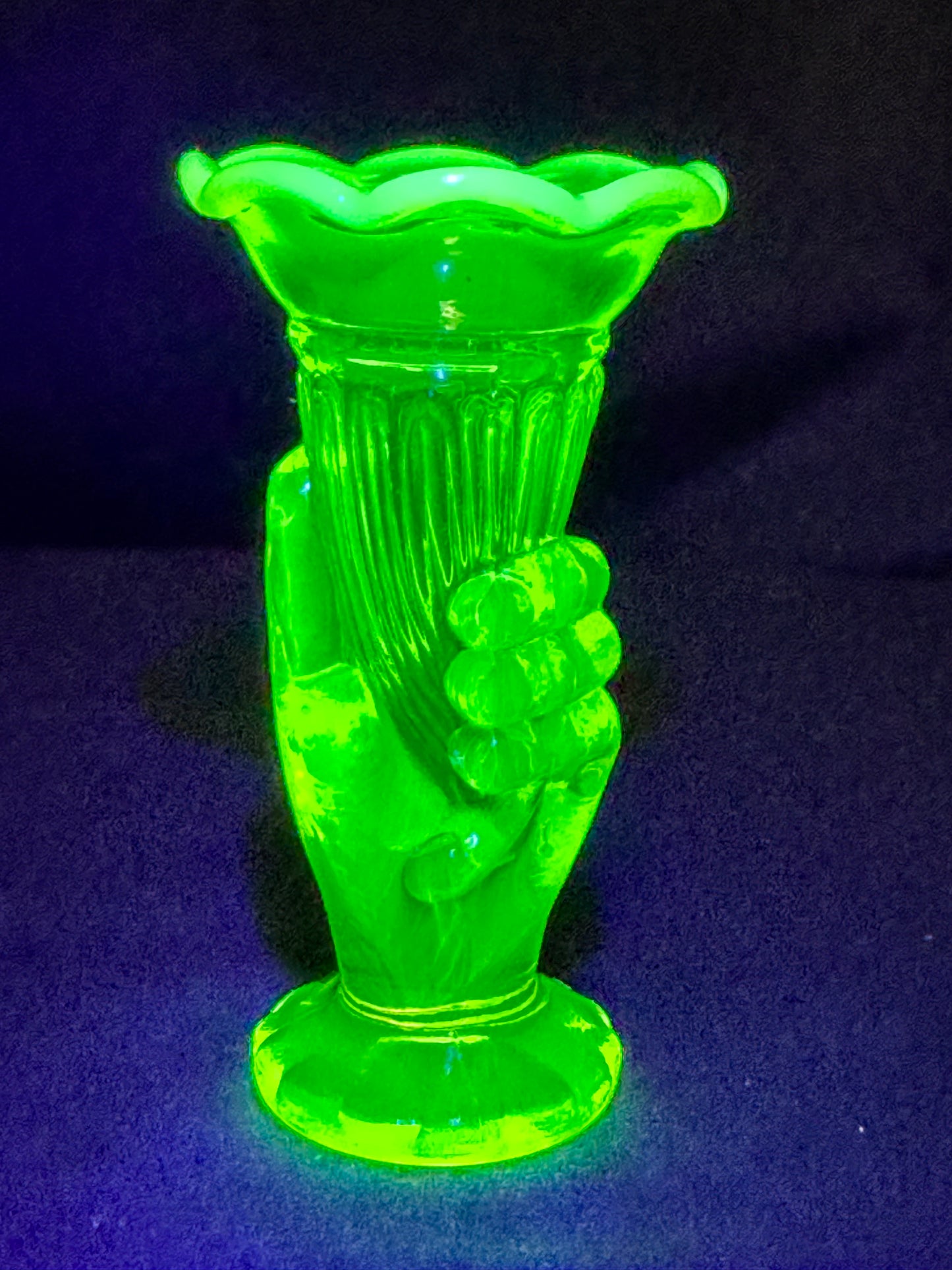 Uranium- topaz Opalescent- Cornucopia in Hand - Bud Vase