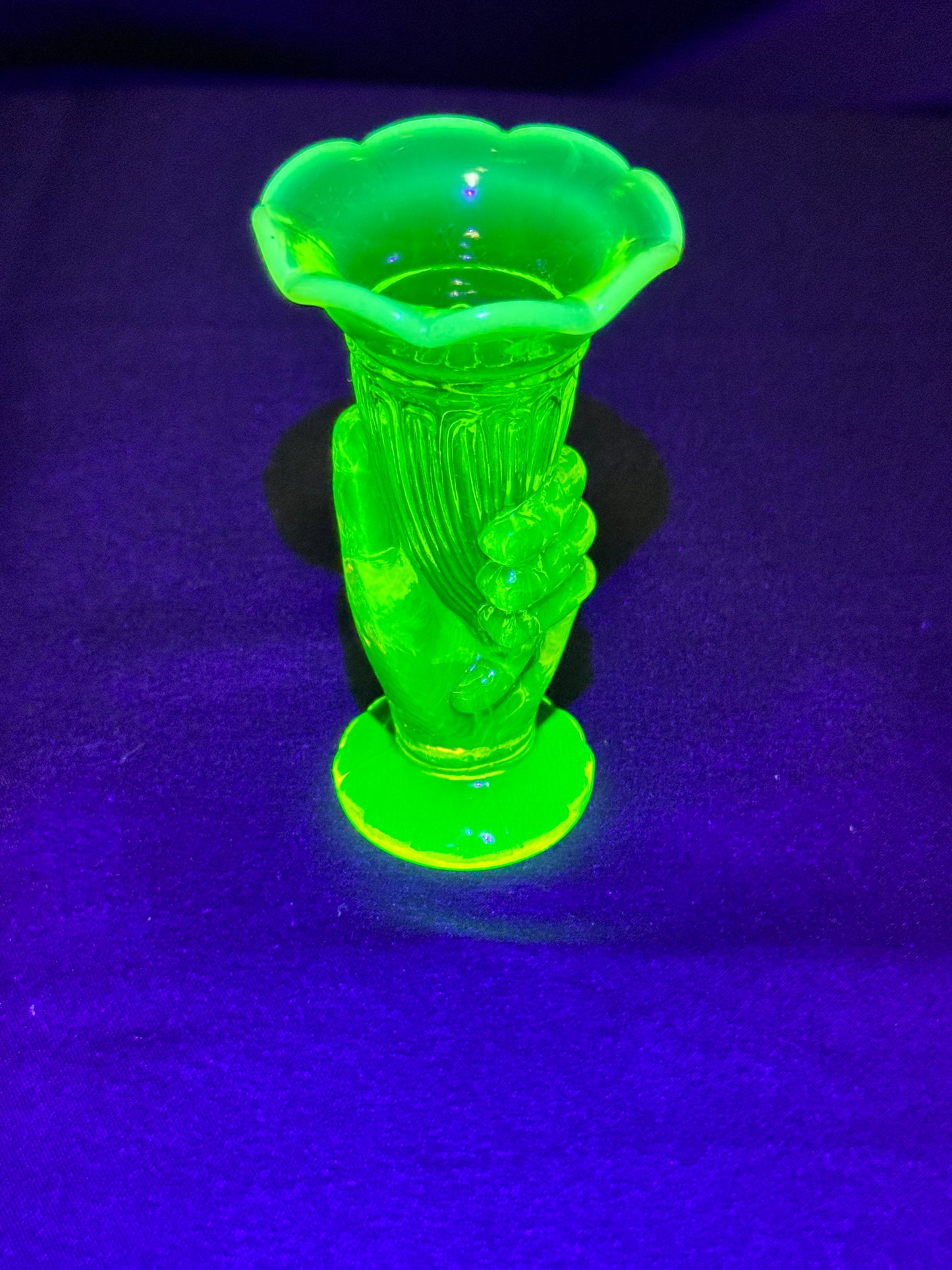 Uranium- topaz Opalescent- Cornucopia in Hand - Bud Vase