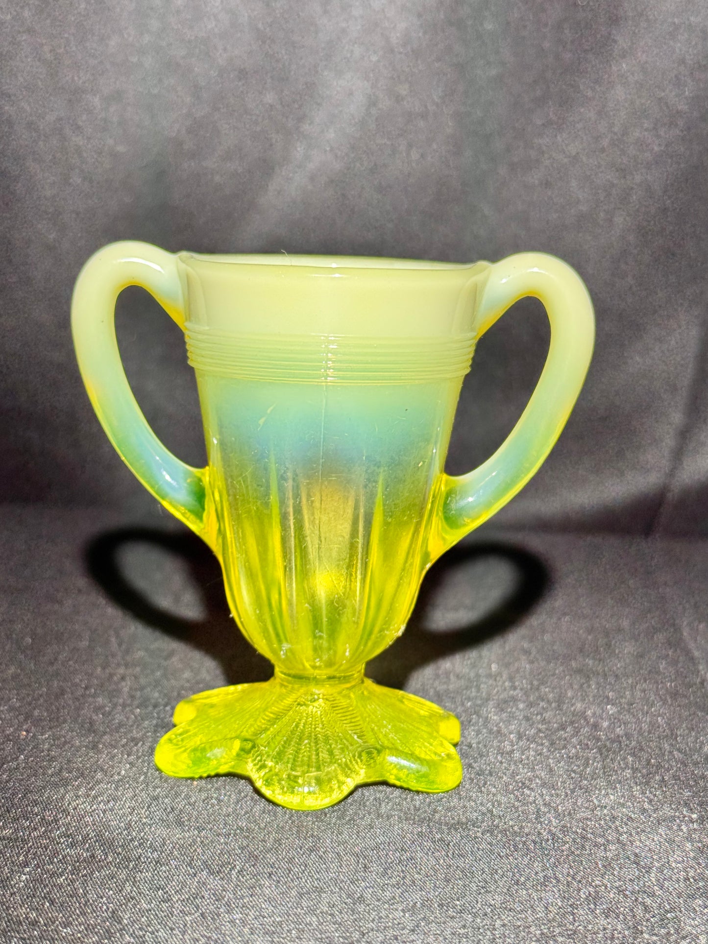 Uranium-Davidson’s Lady Caroline Double-Handled Trophy Vase (1891)