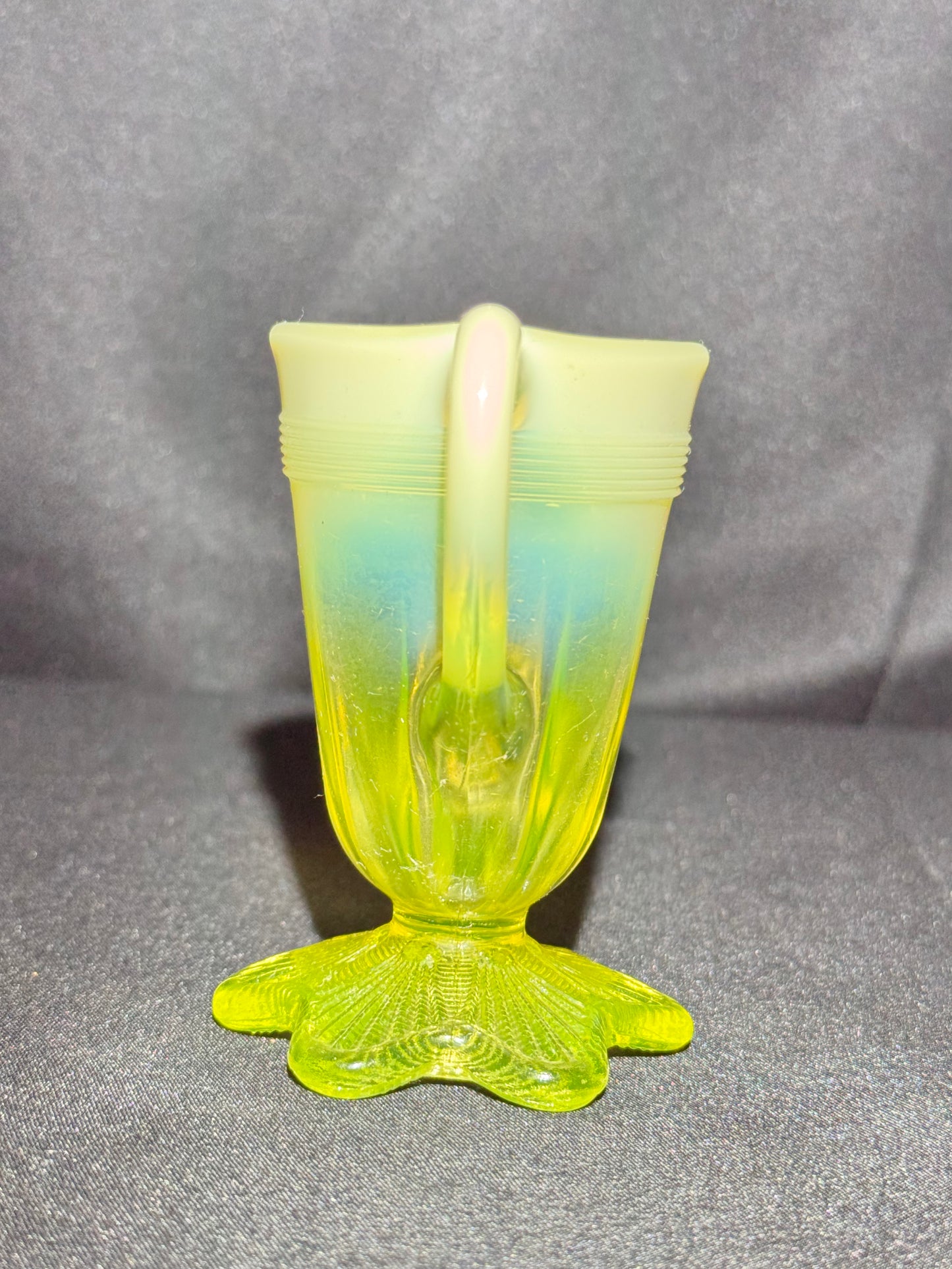 Uranium-Davidson’s Lady Caroline Double-Handled Trophy Vase (1891)