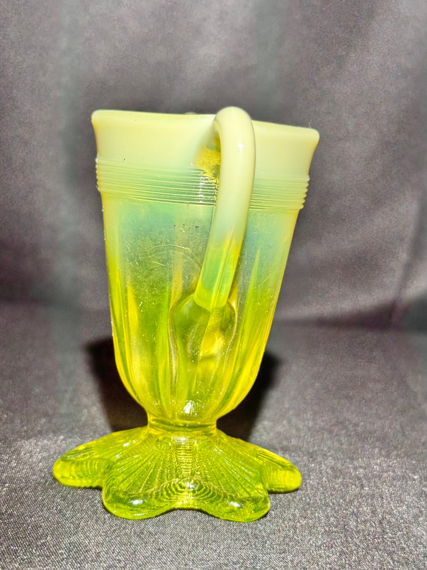 Uranium-Davidson’s Lady Caroline Double-Handled Trophy Vase (1891)