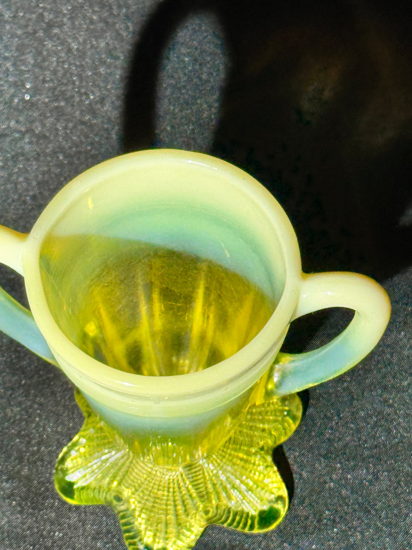 Uranium-Davidson’s Lady Caroline Double-Handled Trophy Vase (1891)
