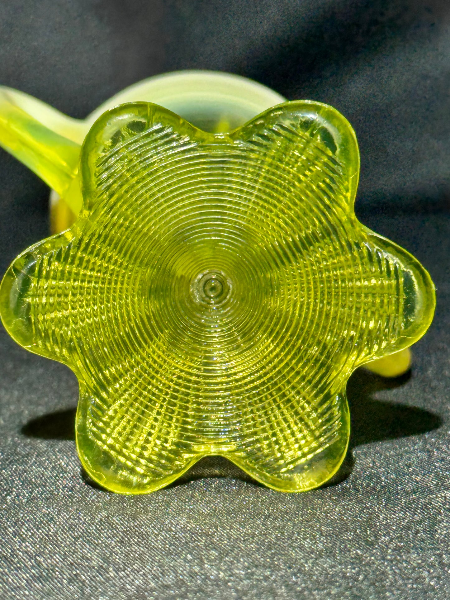Uranium-Davidson’s Lady Caroline Double-Handled Trophy Vase (1891)