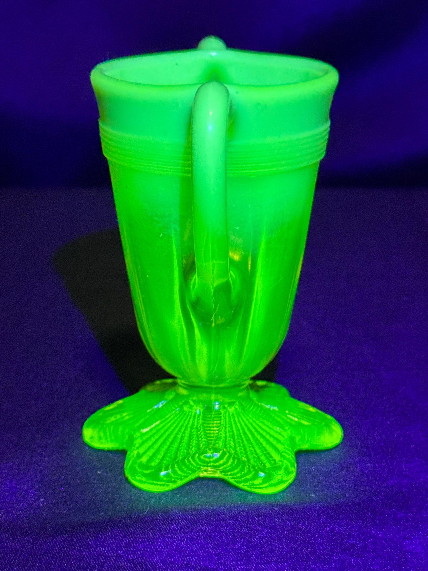 Uranium-Davidson’s Lady Caroline Double-Handled Trophy Vase (1891)
