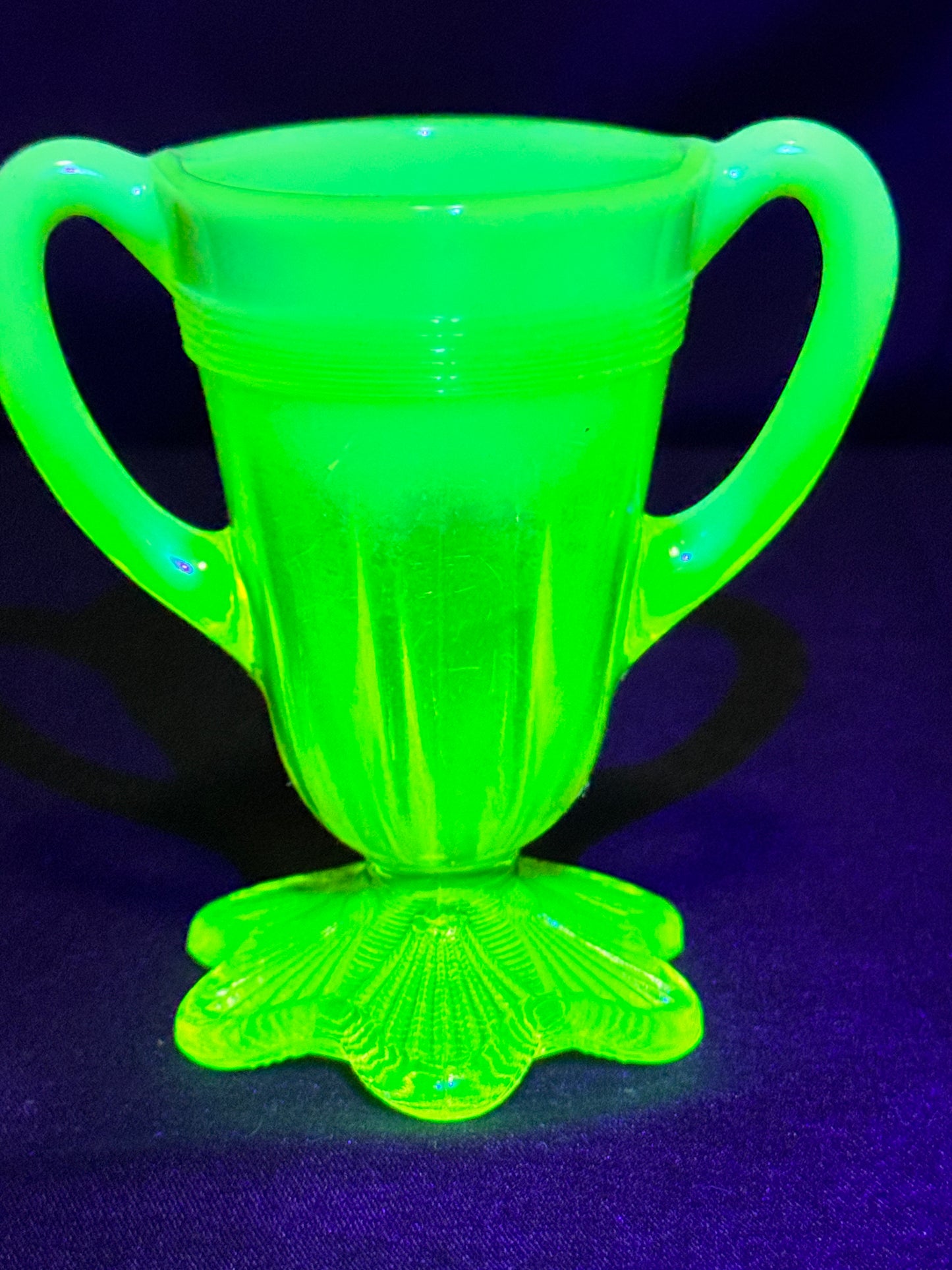 Uranium-Davidson’s Lady Caroline Double-Handled Trophy Vase (1891)