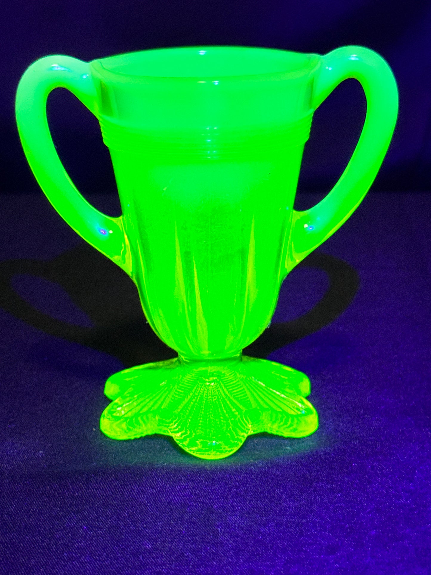 Uranium-Davidson’s Lady Caroline Double-Handled Trophy Vase (1891)