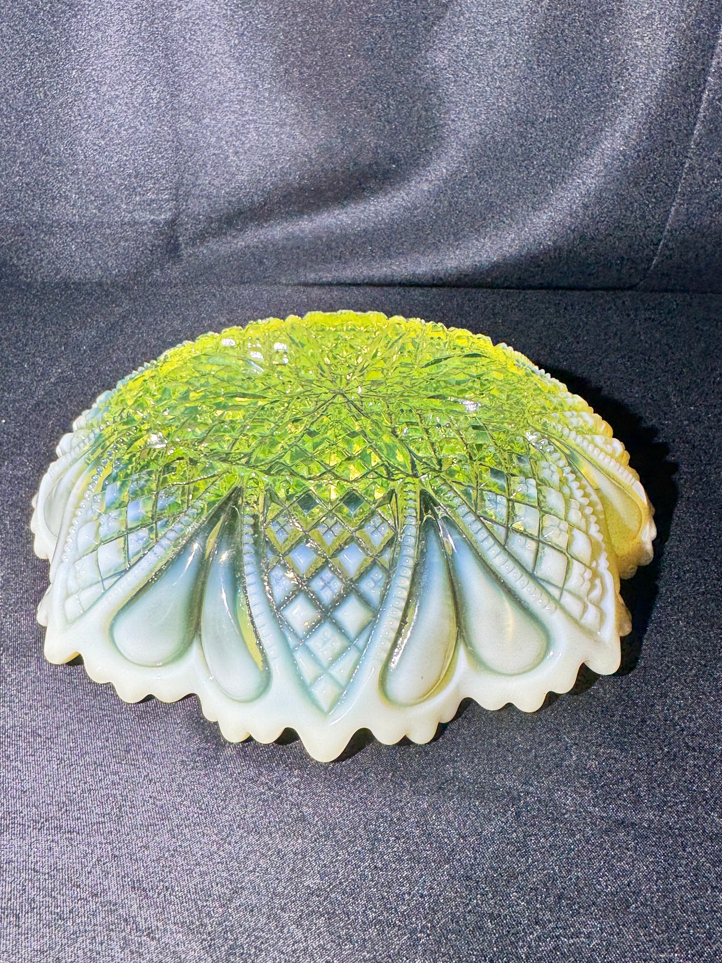 Uranium- Davidson 7” Bowl - William and Mary #413701