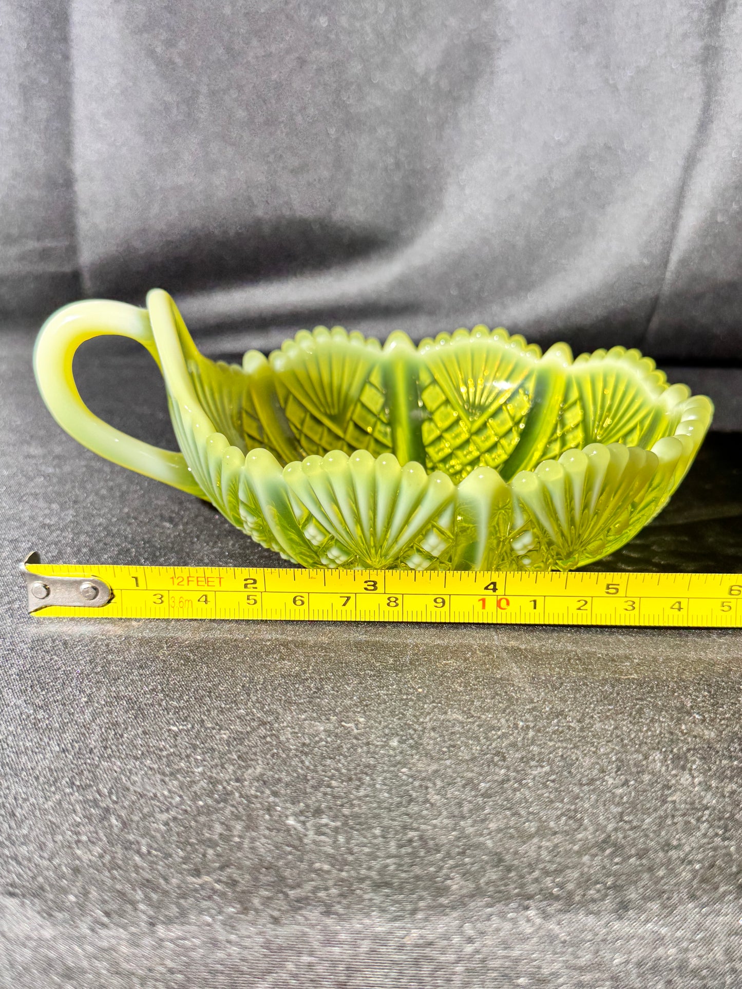 Uranium - Davidson “War of Roses” Nappy (Handled Bowl) - Primrose Pearline