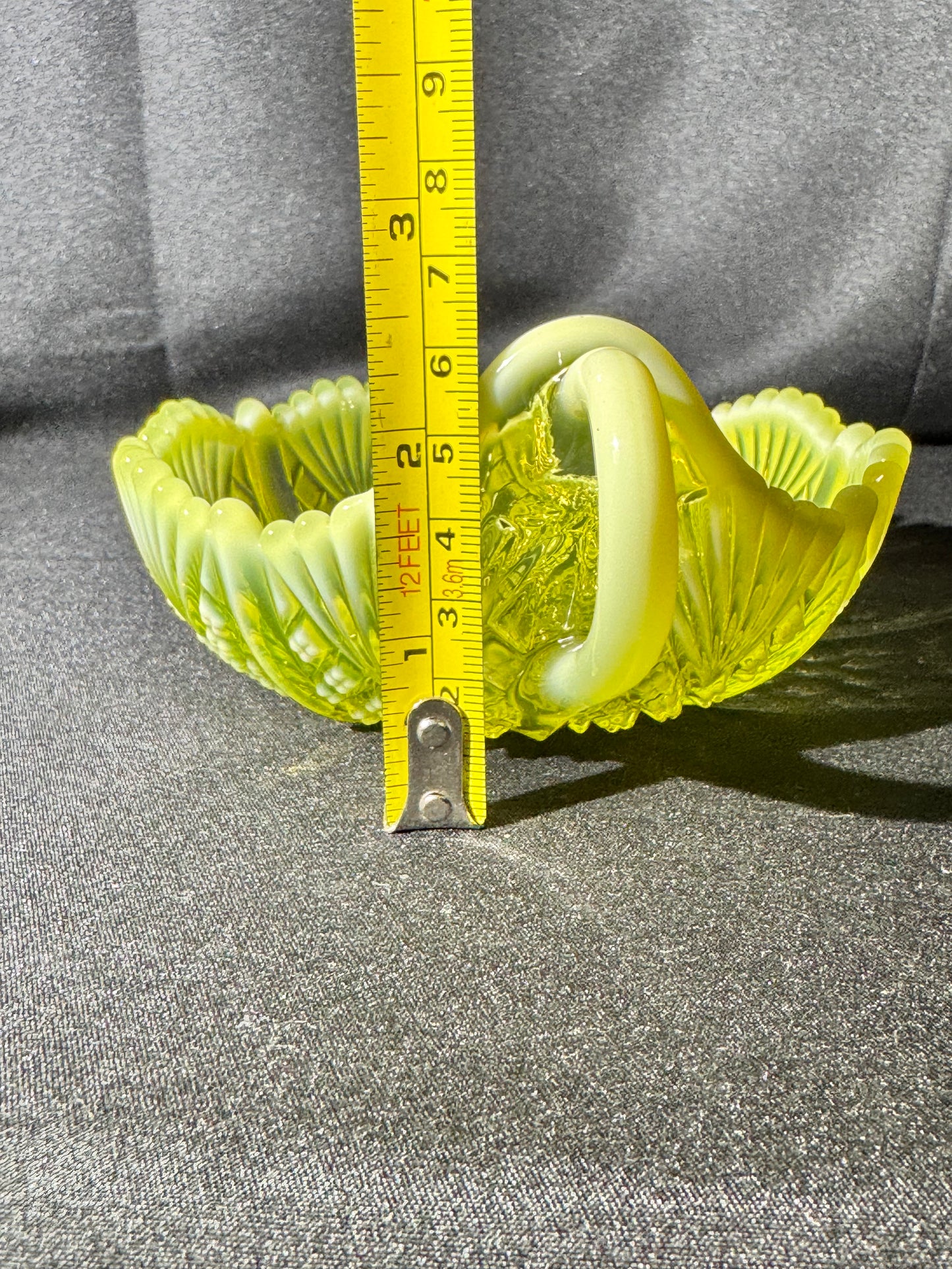 Uranium - Davidson “War of Roses” Nappy (Handled Bowl) - Primrose Pearline