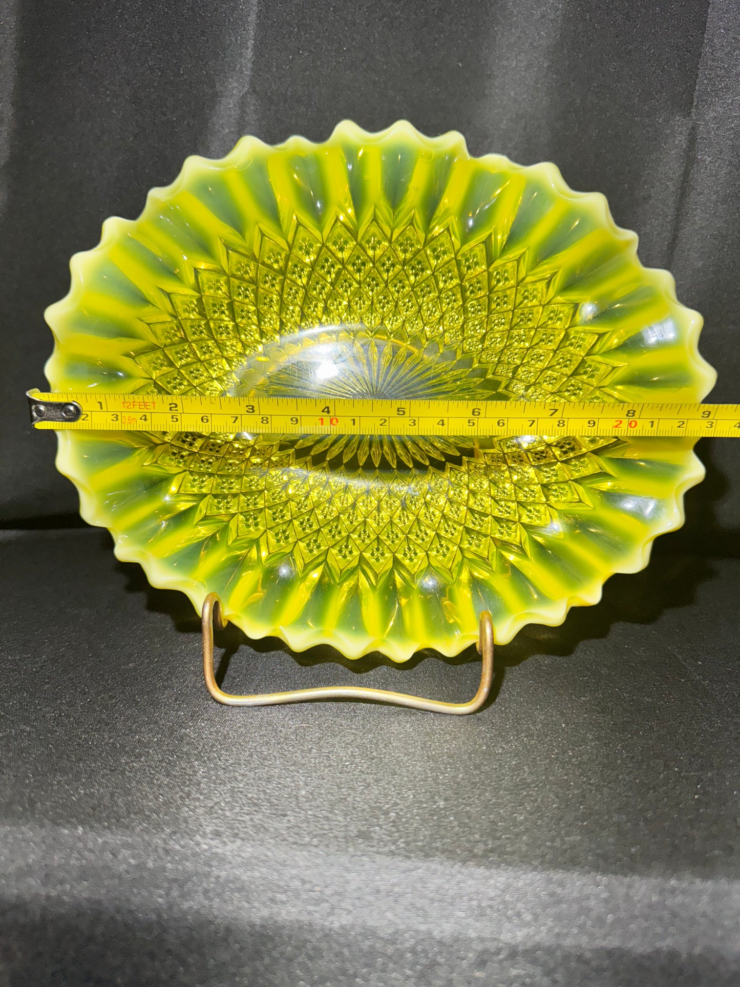 Davidson Primrose Pearline Somerset Ruffled Oval Bowl – Uranium Glass – c.1890s – 9.5” x 7.5”