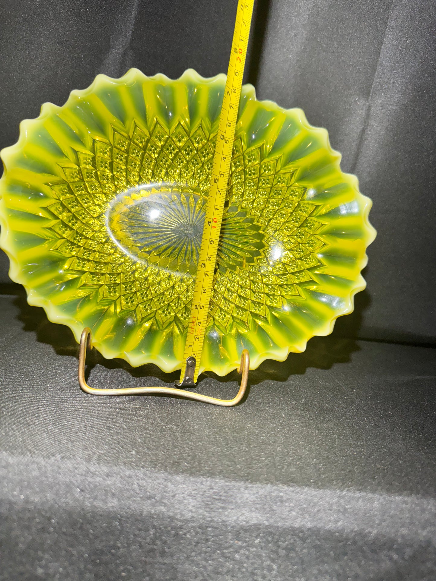 Davidson Primrose Pearline Somerset Ruffled Oval Bowl – Uranium Glass – c.1890s – 9.5” x 7.5”