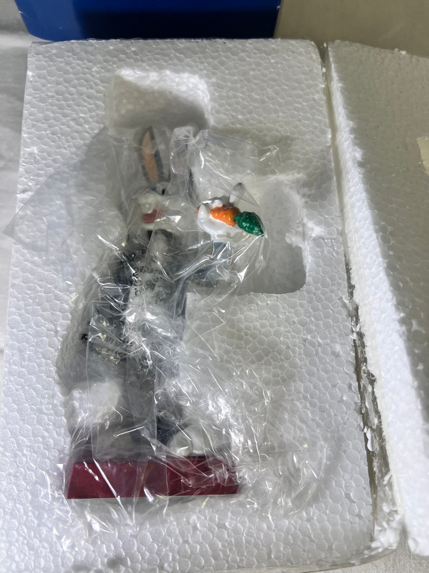 Bugs Bunny- 6” bobble head figure- Westland Gifts-Warner Brothers-Looney Tunes- 13949