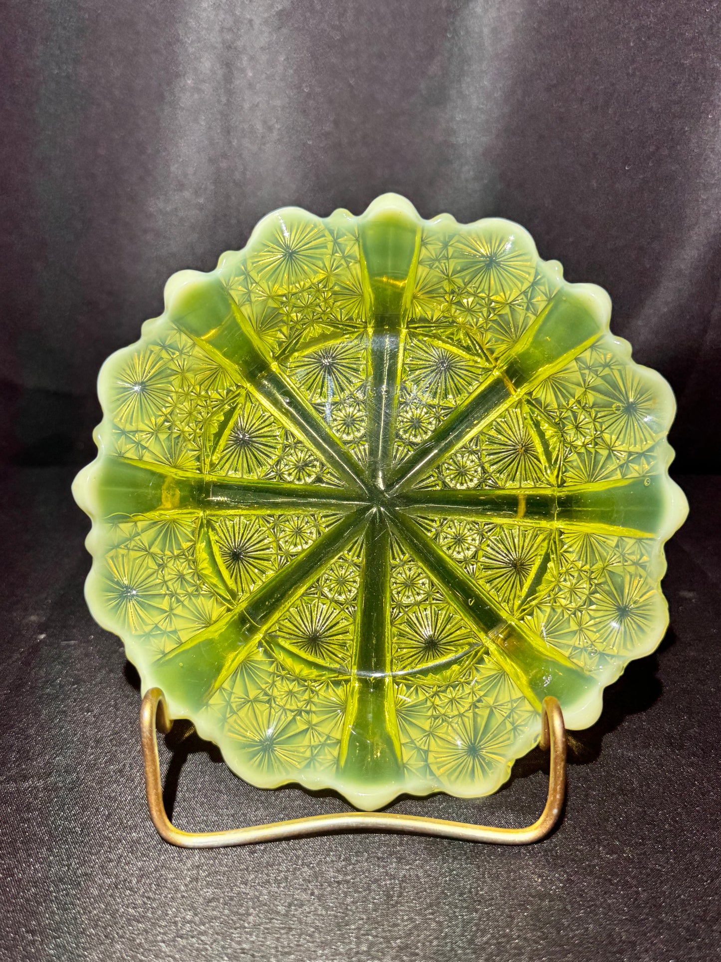 Uranium Davidson Lady Chippendale Primrose Pearline Bowl (RD 176566) 6” Round