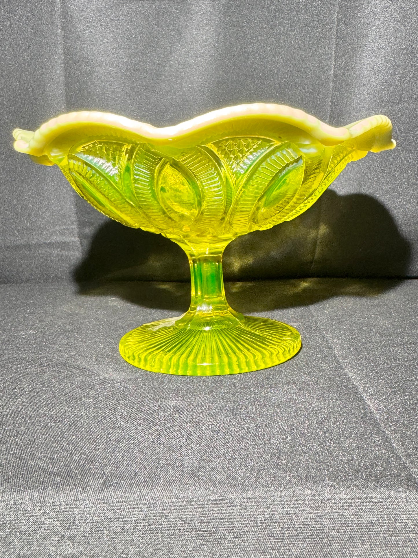 Uranium George Davidson “Linked Rings” Primrose Pearline Footed Compote – Vaseline/Canary Opalescent Glass – ca. 1900s