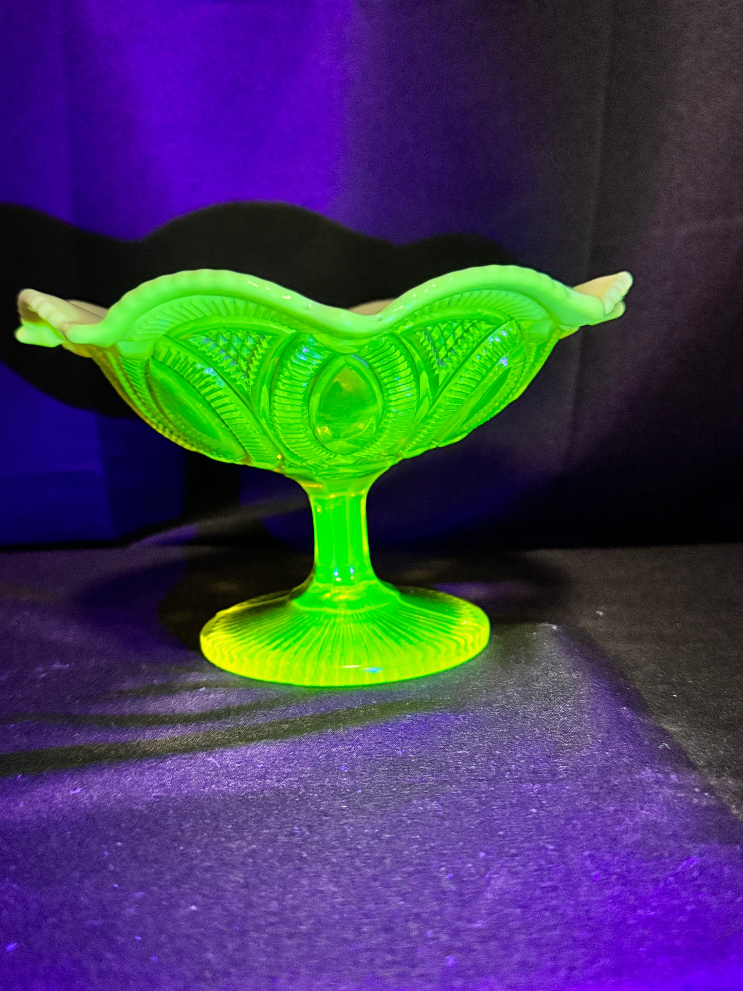 Uranium George Davidson “Linked Rings” Primrose Pearline Footed Compote – Vaseline/Canary Opalescent Glass – ca. 1900s