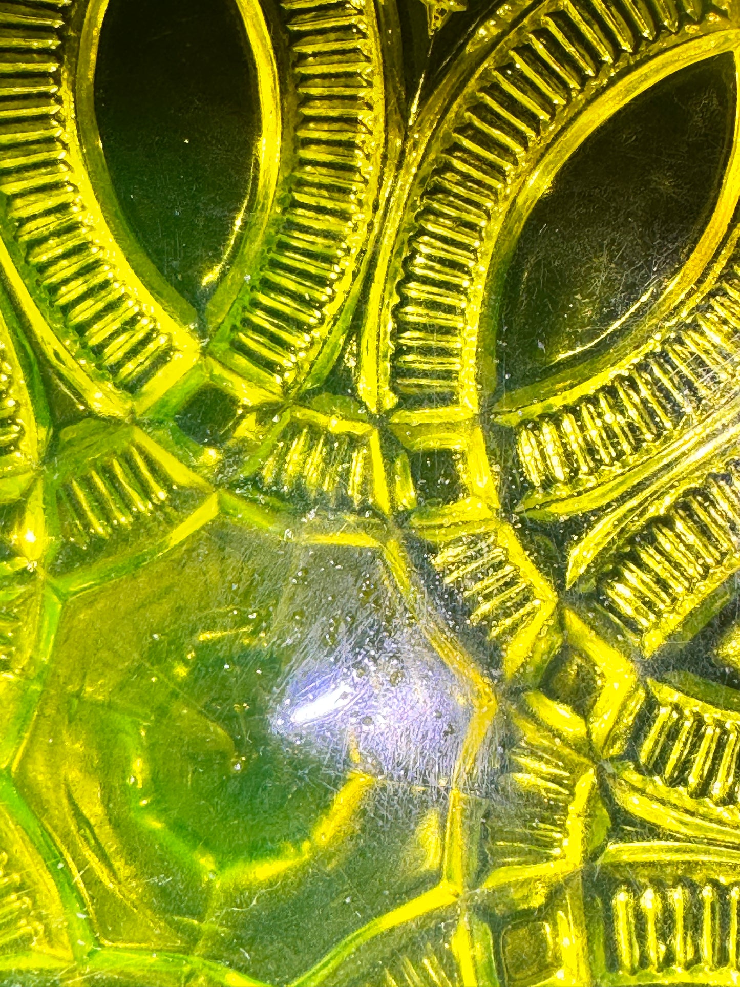 Uranium George Davidson “Linked Rings” Primrose Pearline Footed Compote – Vaseline/Canary Opalescent Glass – ca. 1900s