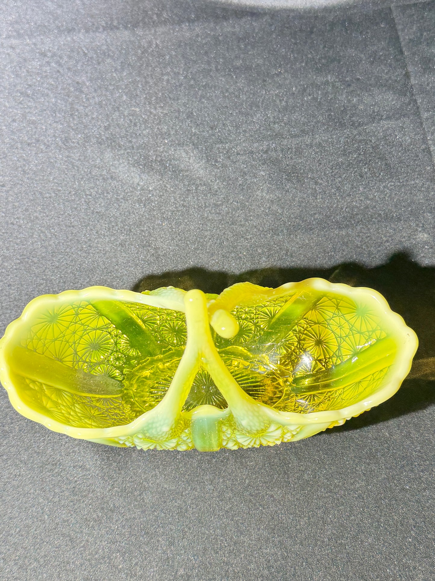 Davidson “Lady Chippendale” Primrose Pearline Uranium Glass Boat Basket #176566