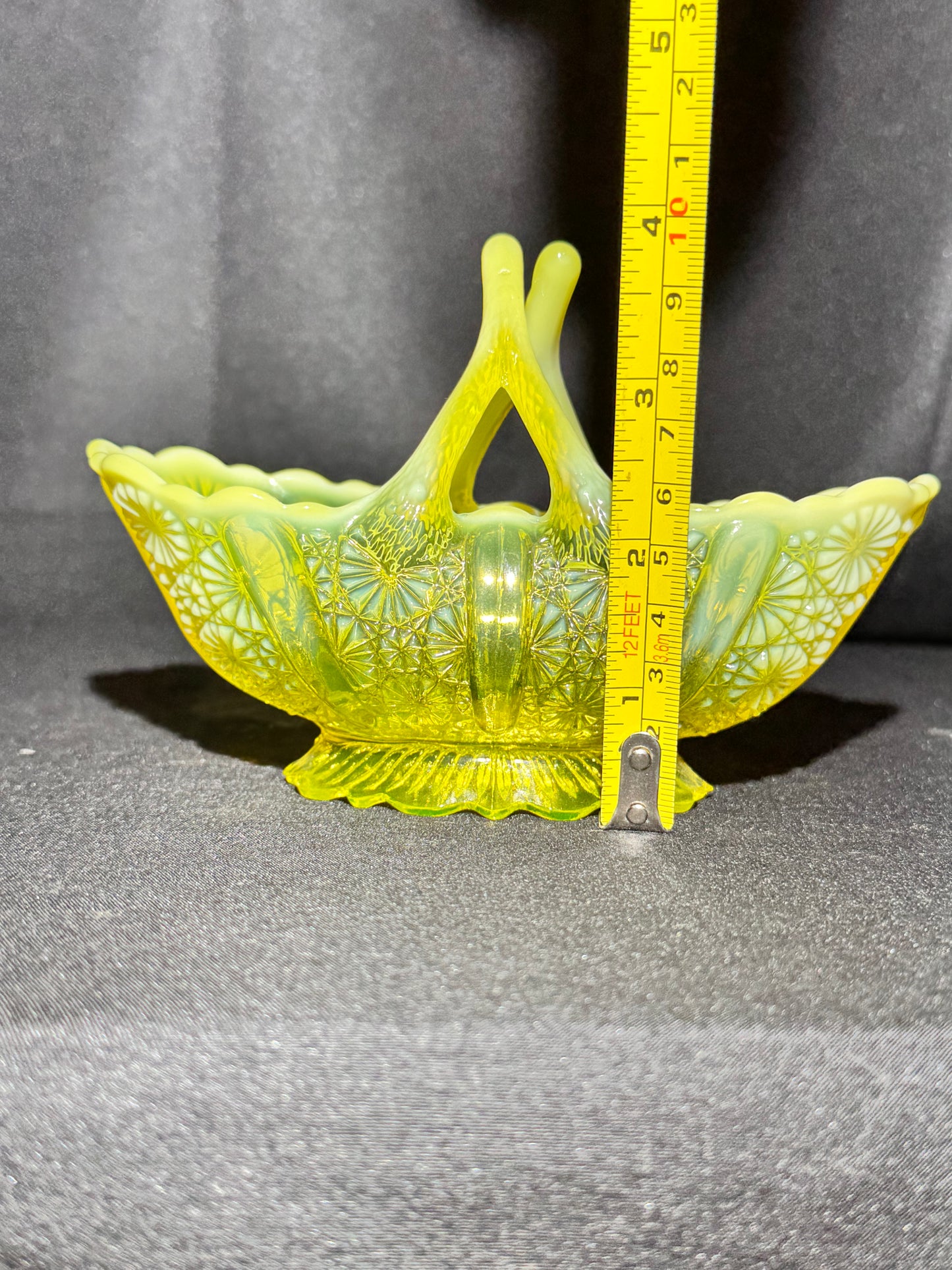 Davidson “Lady Chippendale” Primrose Pearline Uranium Glass Boat Basket #176566