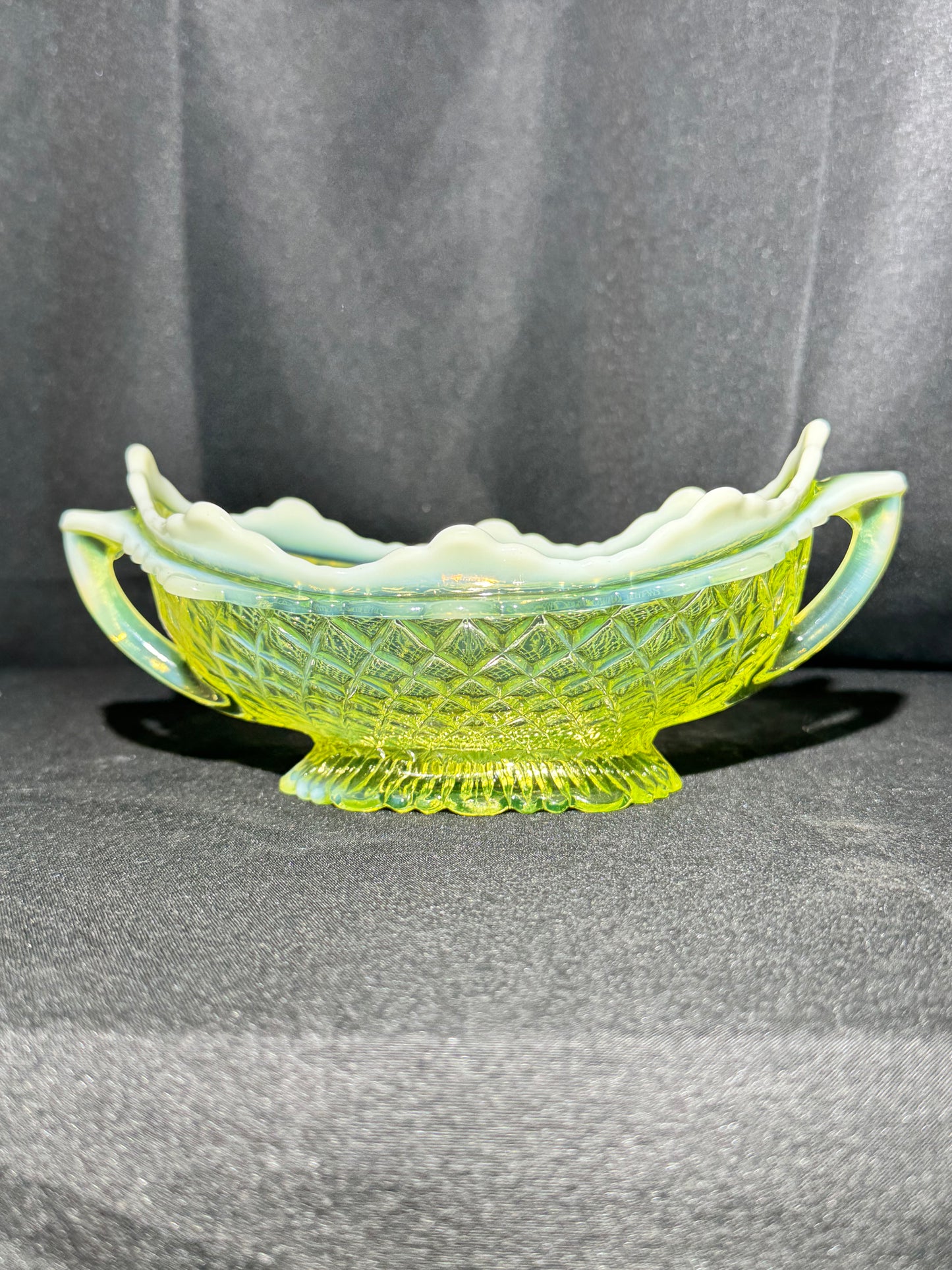 Davidson “Quilted Pillow Sham” Double Handled Boat-Shaped Bowl – Uranium Primrose Pearline – c. 1890s