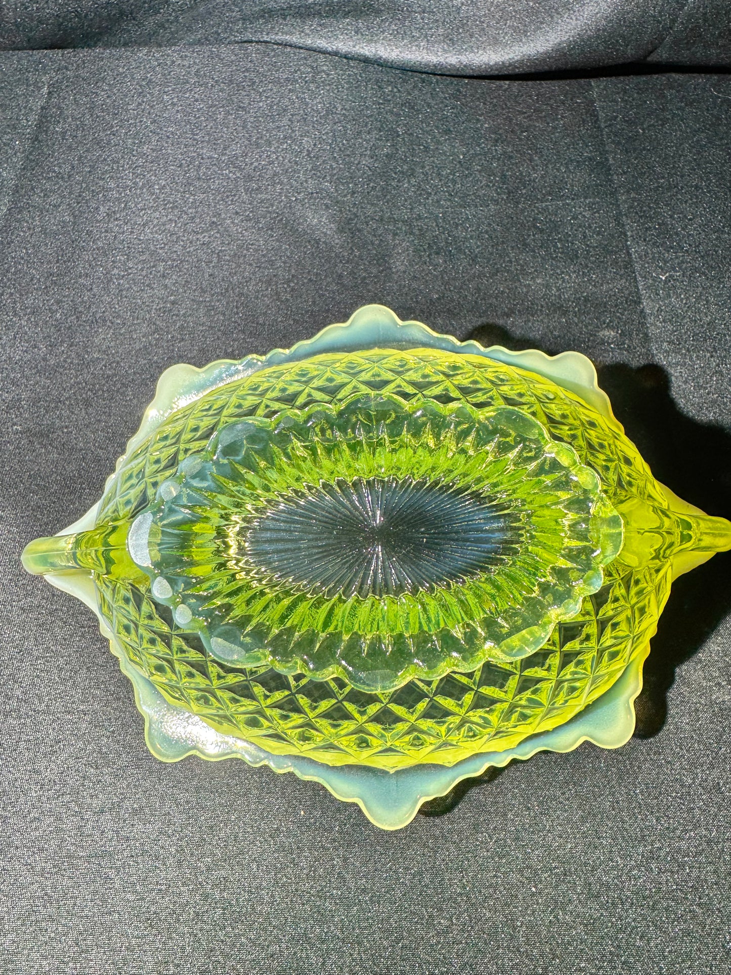 Davidson “Quilted Pillow Sham” Double Handled Boat-Shaped Bowl – Uranium Primrose Pearline – c. 1890s