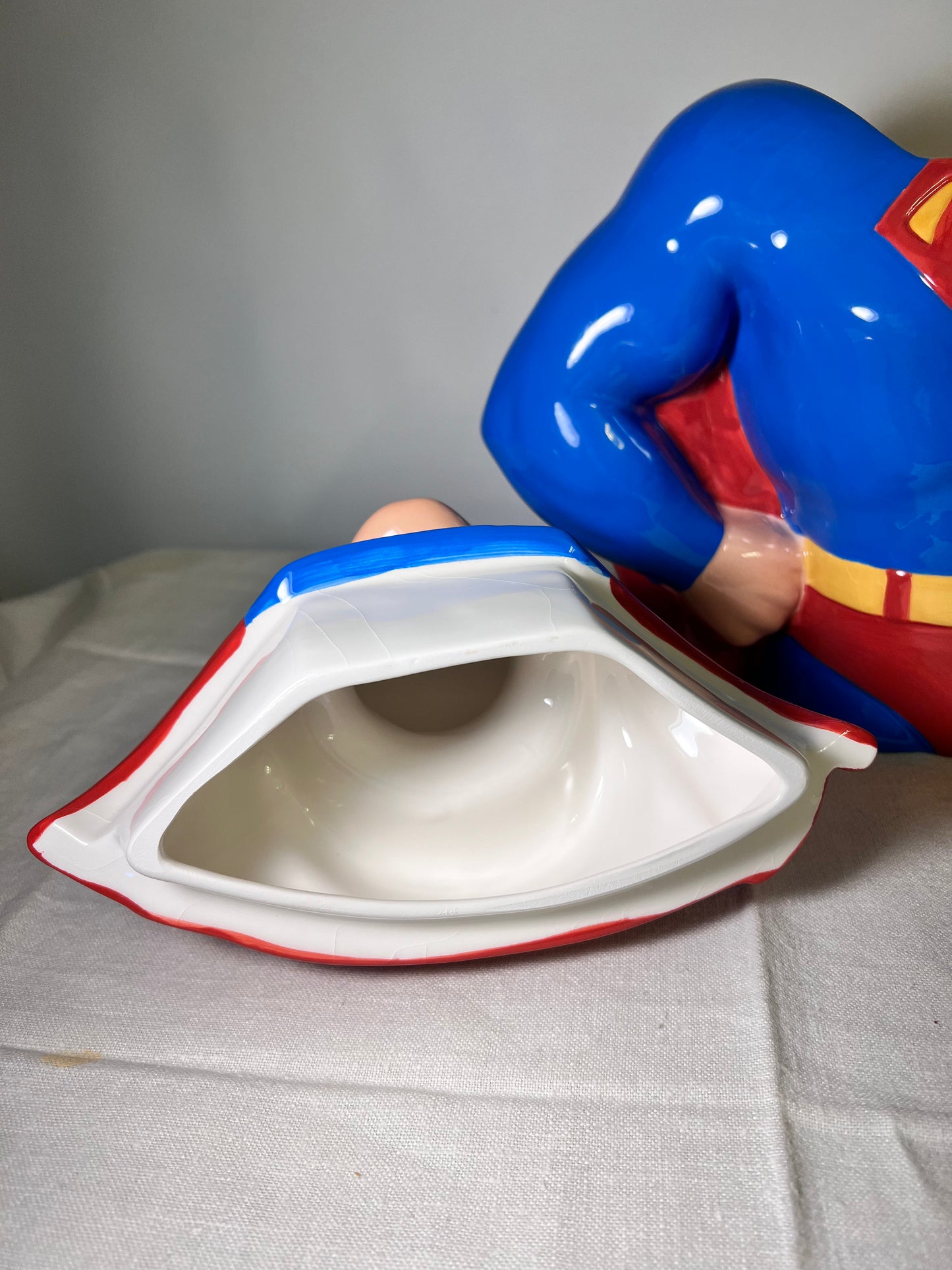 Super Man- 12” Cookie Jar- Clay Art #2601- DC Comic-1998
