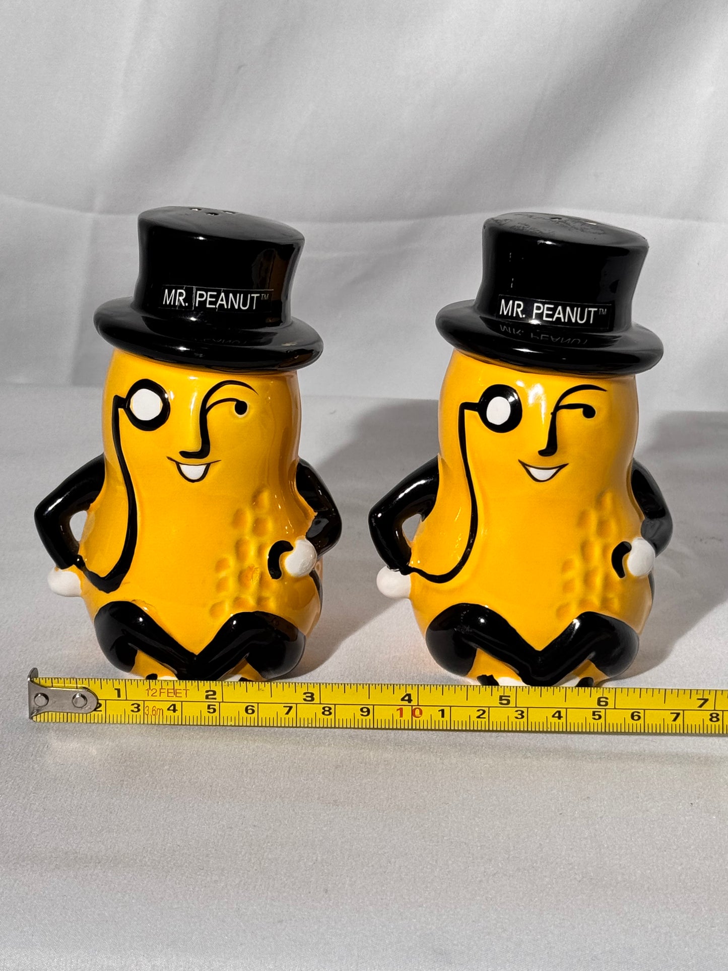 Mr. Peanut- Salt and Pepper shakers- 1990 - with stoppers